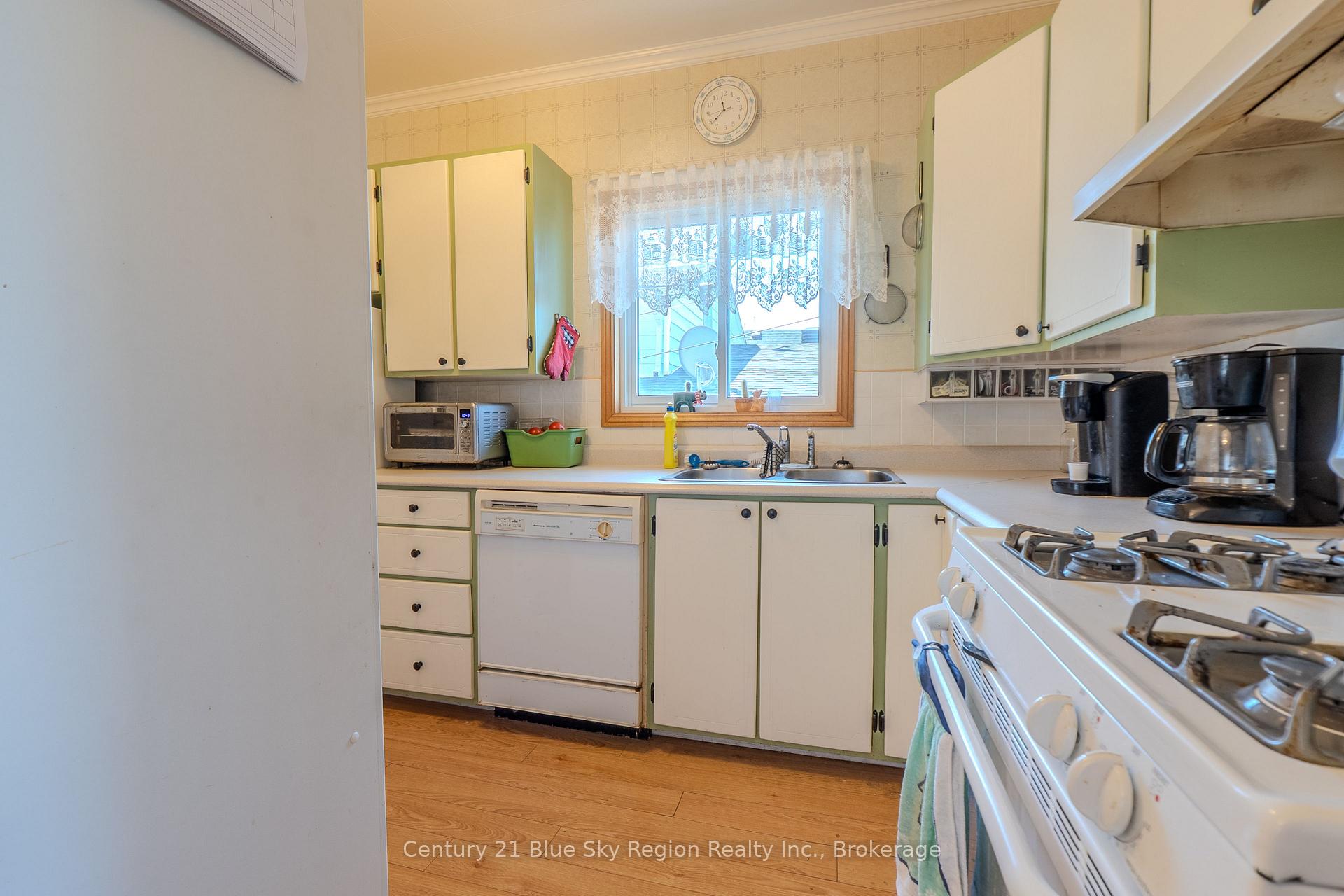 Photo 13 of 174 Princess Street E, North Bay, Central — HOMEH