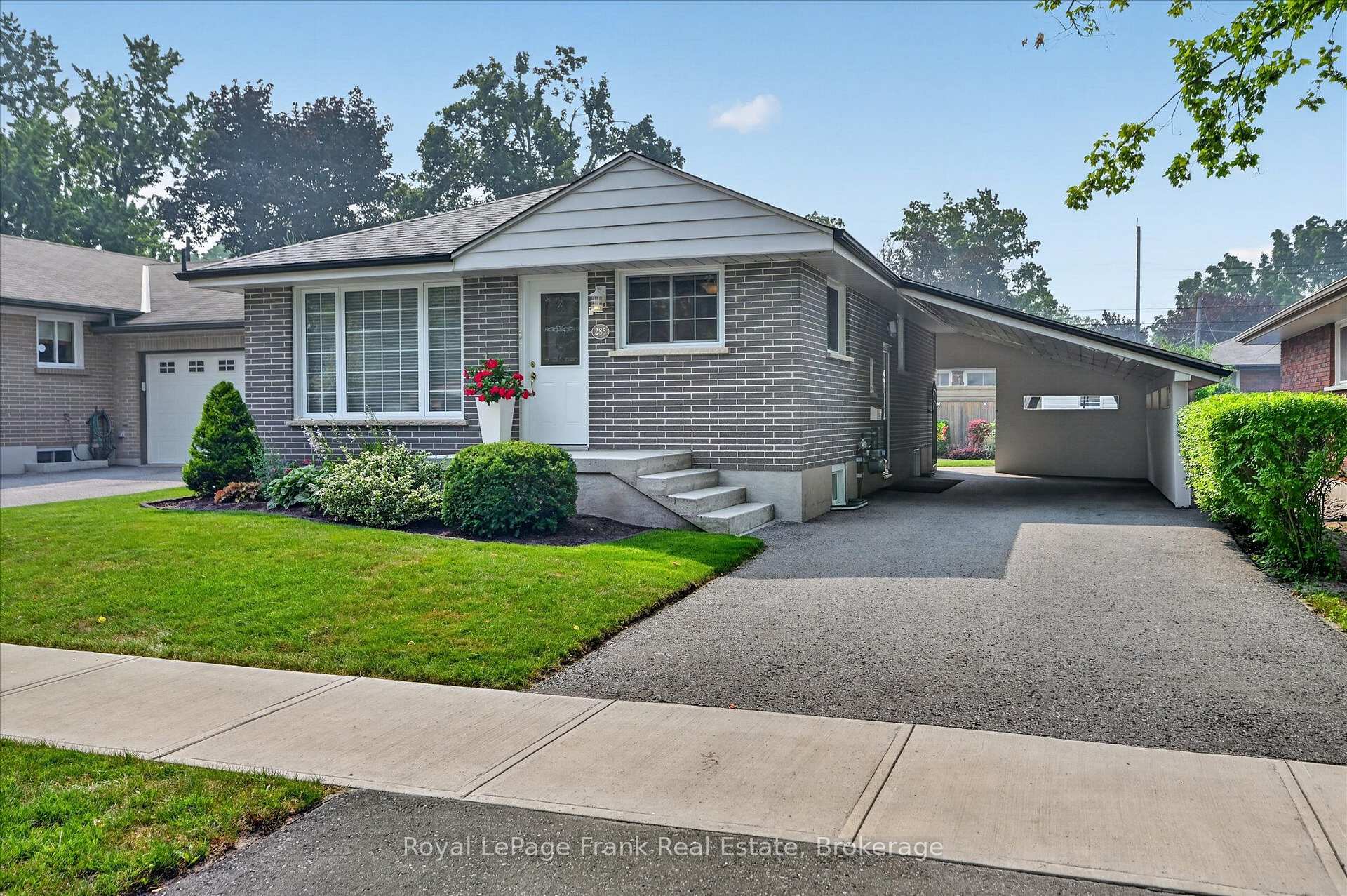 Photo 2 of 285 St Annes Crescent, Peterborough, Northcrest Ward 5 — HOMEH