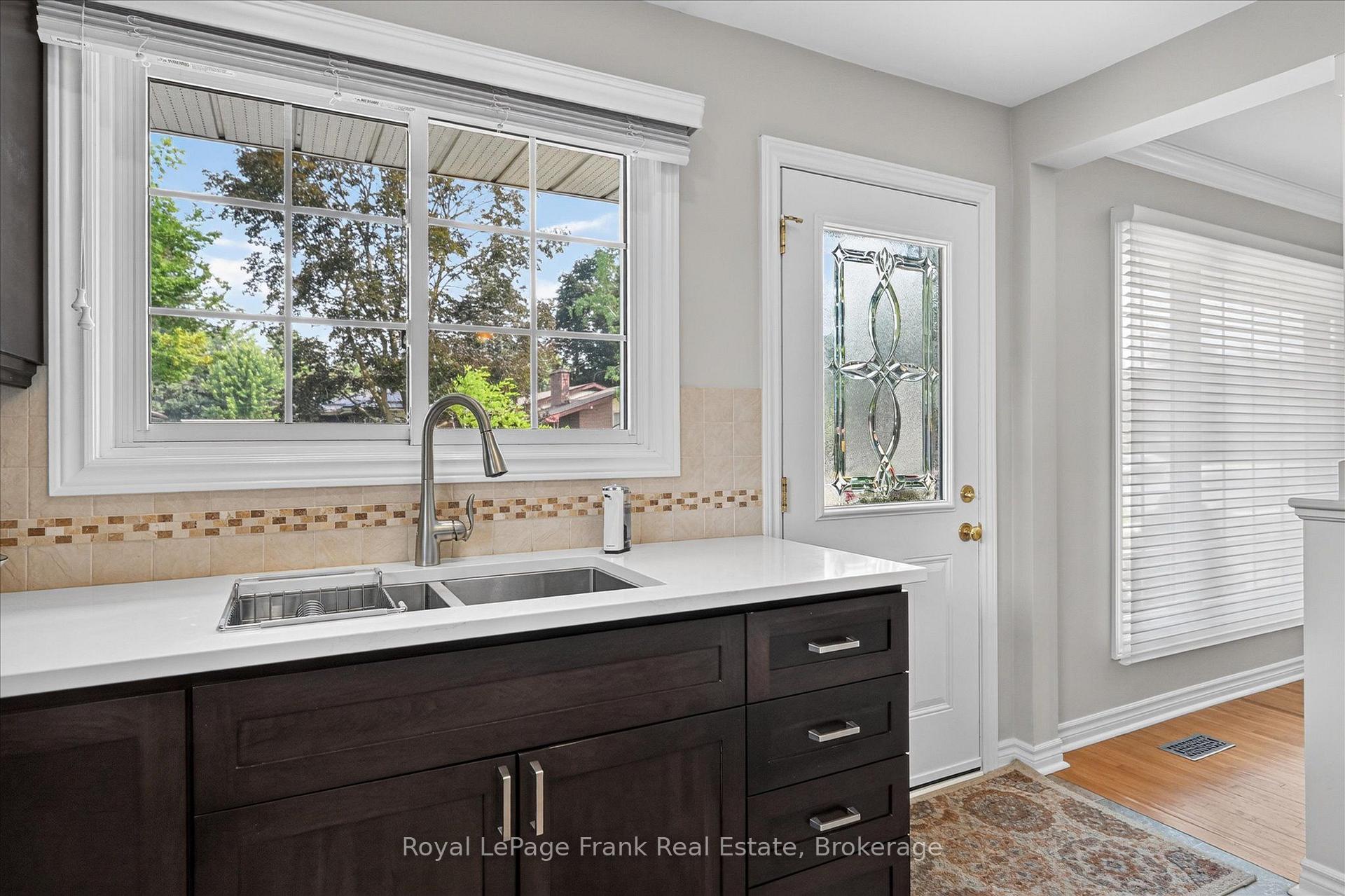 Photo 13 of 285 St Annes Crescent, Peterborough, Northcrest Ward 5 — HOMEH