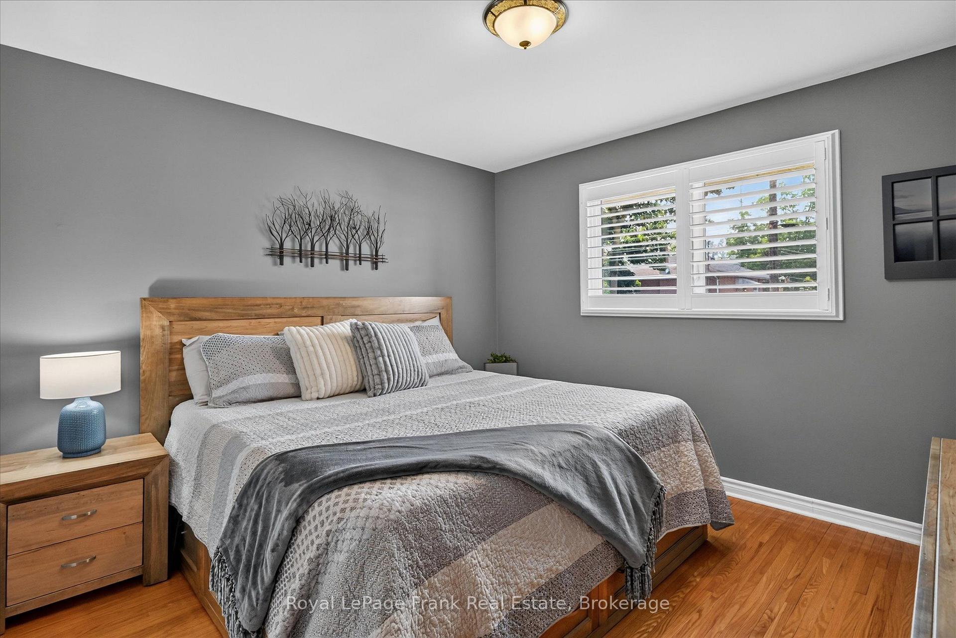 Photo 17 of 285 St Annes Crescent, Peterborough, Northcrest Ward 5 — HOMEH