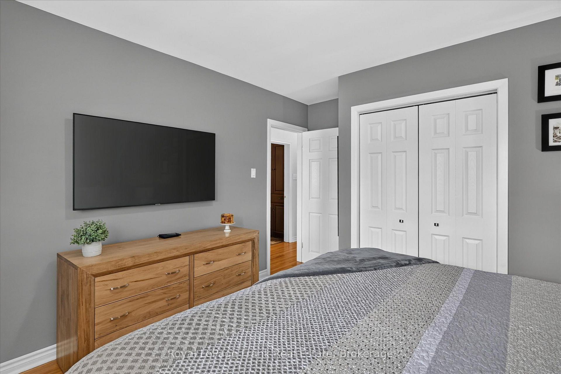 Photo 19 of 285 St Annes Crescent, Peterborough, Northcrest Ward 5 — HOMEH