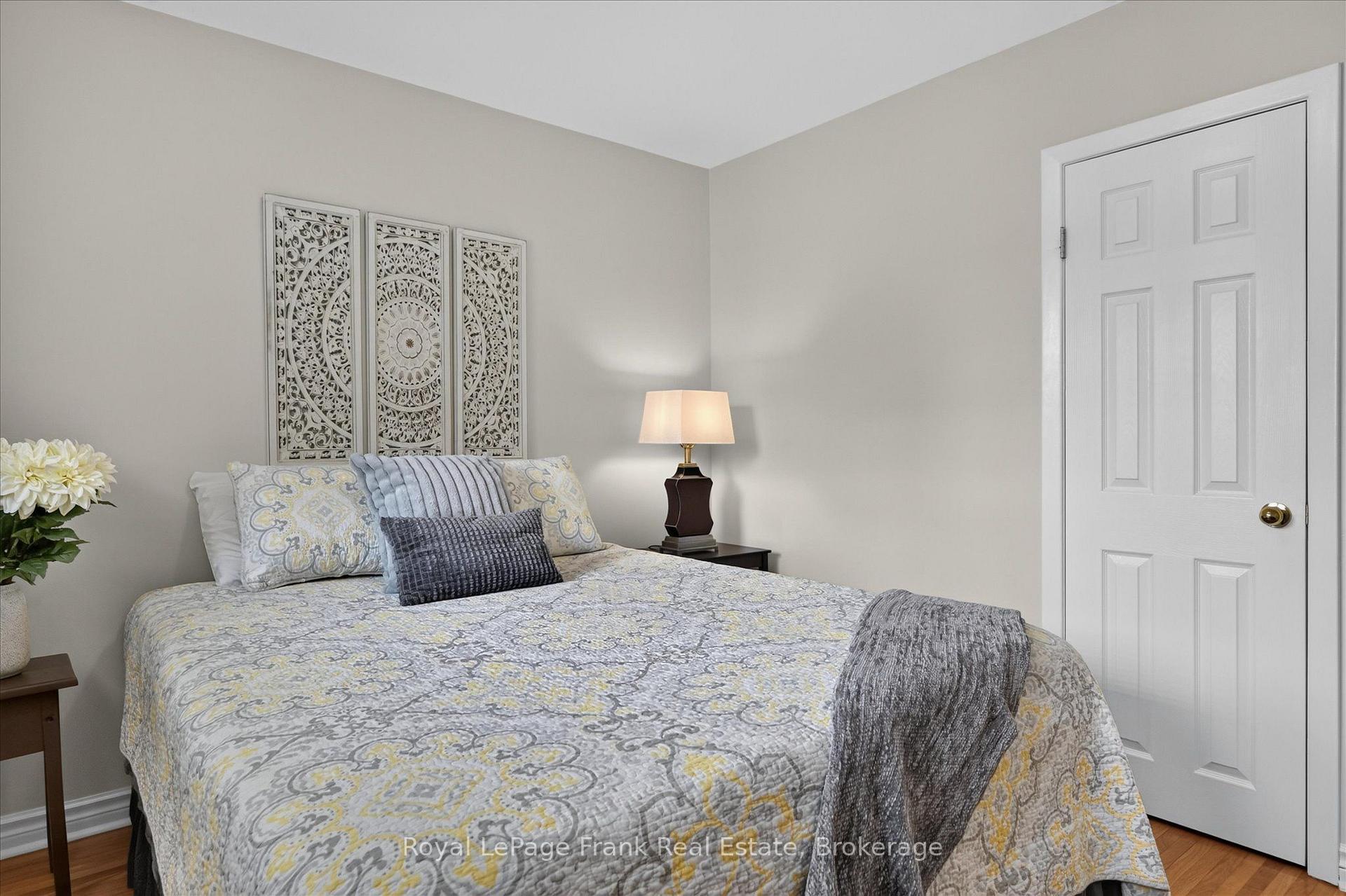 Photo 23 of 285 St Annes Crescent, Peterborough, Northcrest Ward 5 — HOMEH