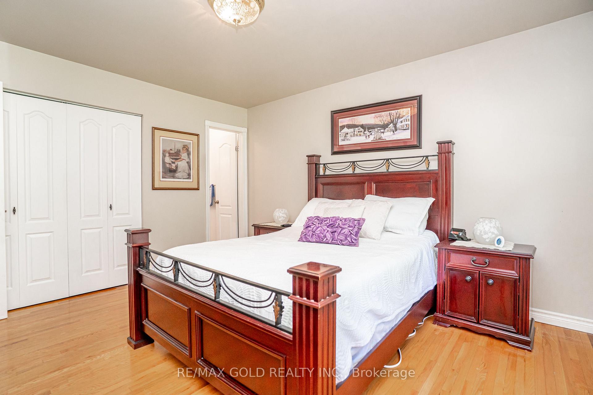 Photo 21 of 37 Devonshire Drive, Brampton, Southgate — HOMEH