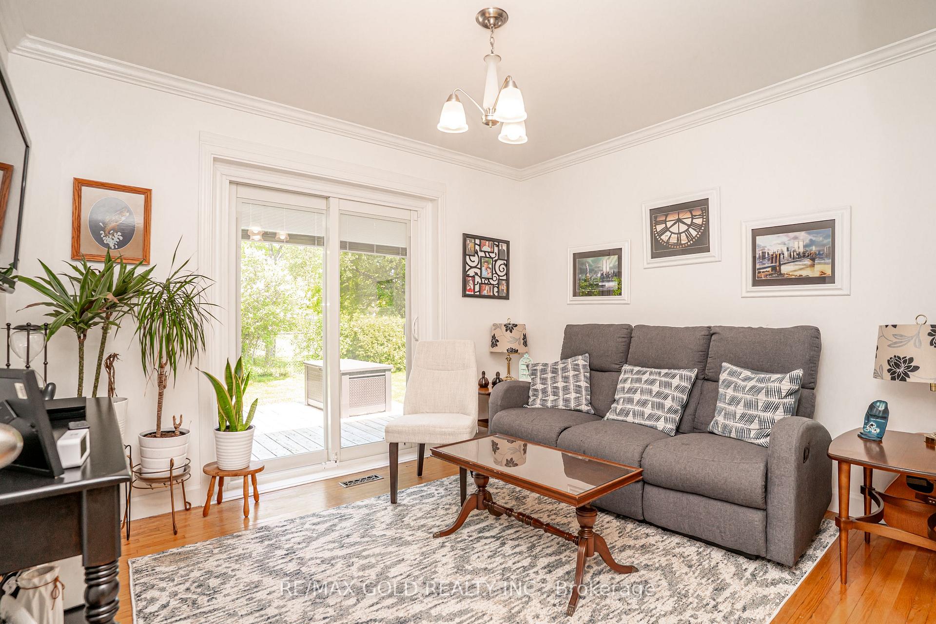 Photo 25 of 37 Devonshire Drive, Brampton, Southgate — HOMEH