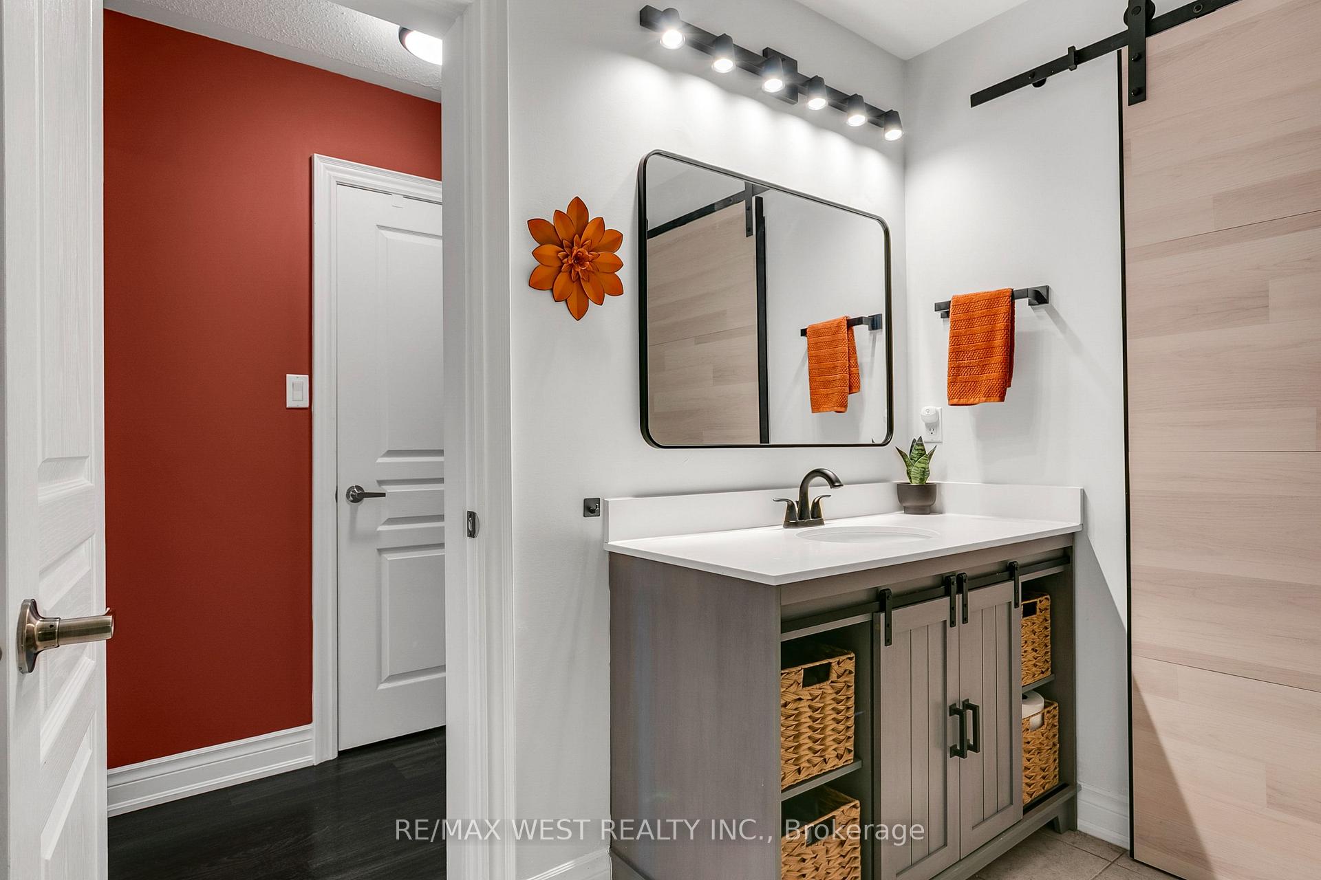 Photo 22 of 21 Sibella Way, Vaughan, Vellore Village — HOMEH