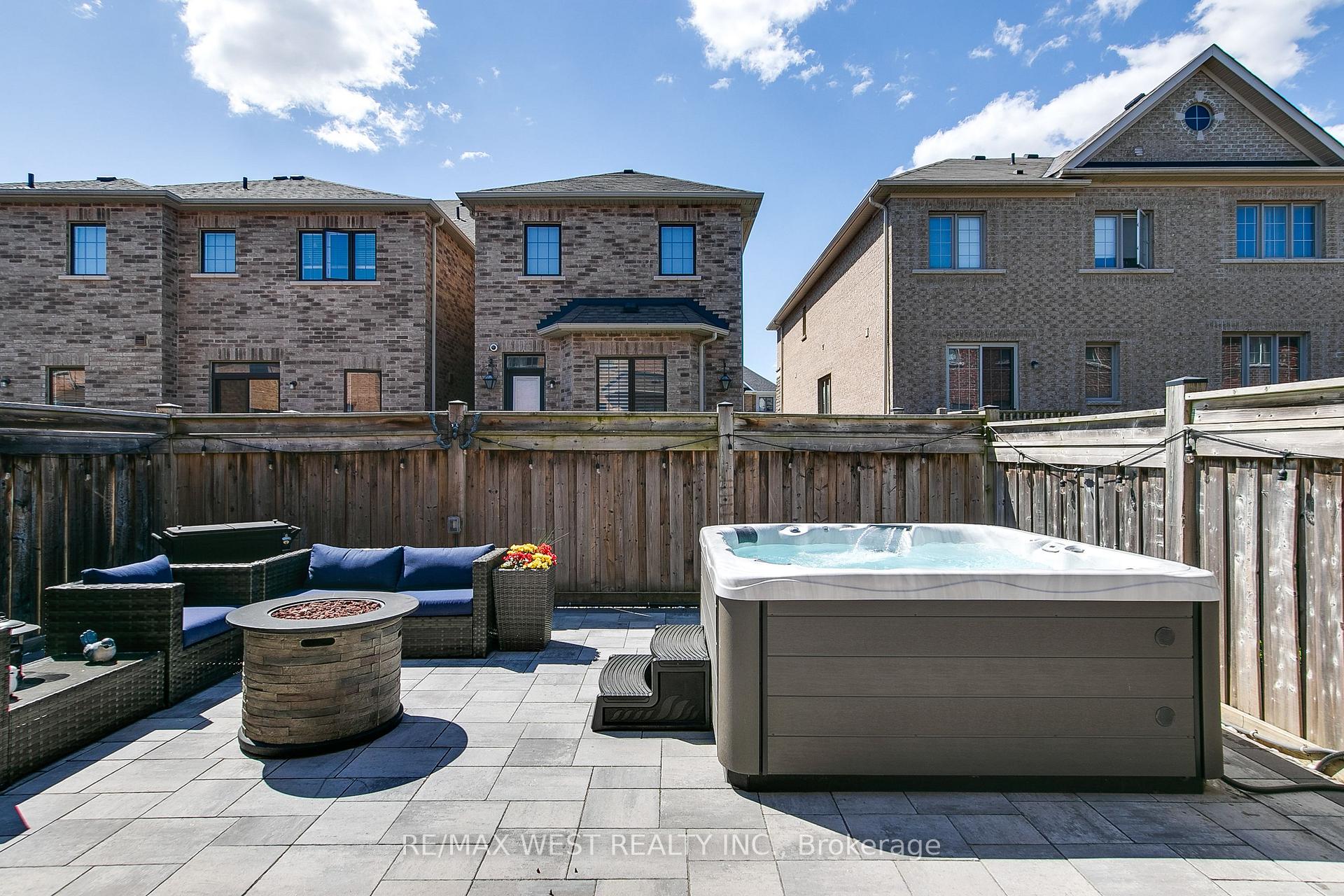 Photo 36 of 21 Sibella Way, Vaughan, Vellore Village — HOMEH