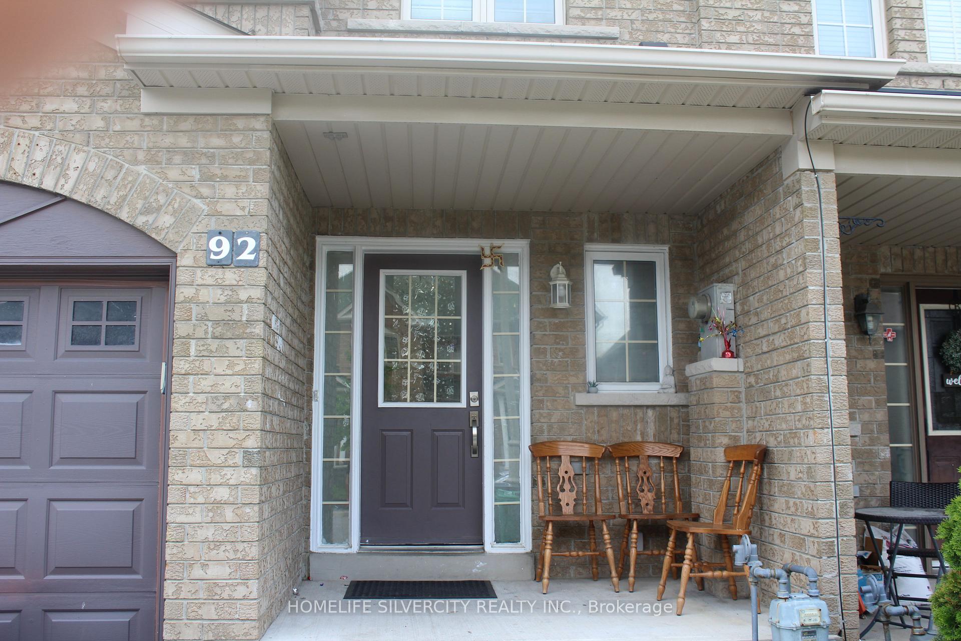 Photo 4 of 92 Tomabrook Crescent, Brampton, Sandringham-Wellington — HOMEH