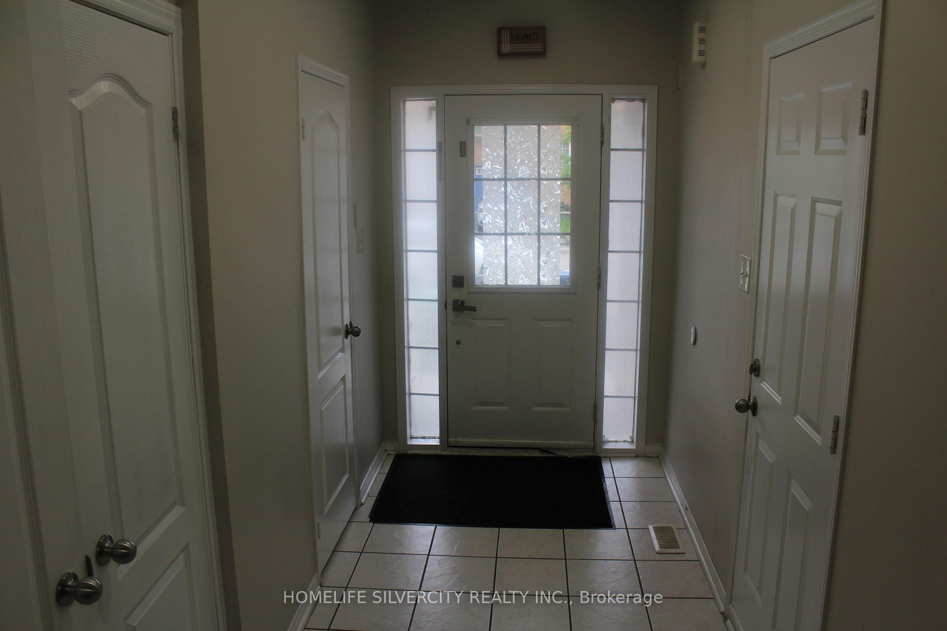 Photo 6 of 92 Tomabrook Crescent, Brampton, Sandringham-Wellington — HOMEH