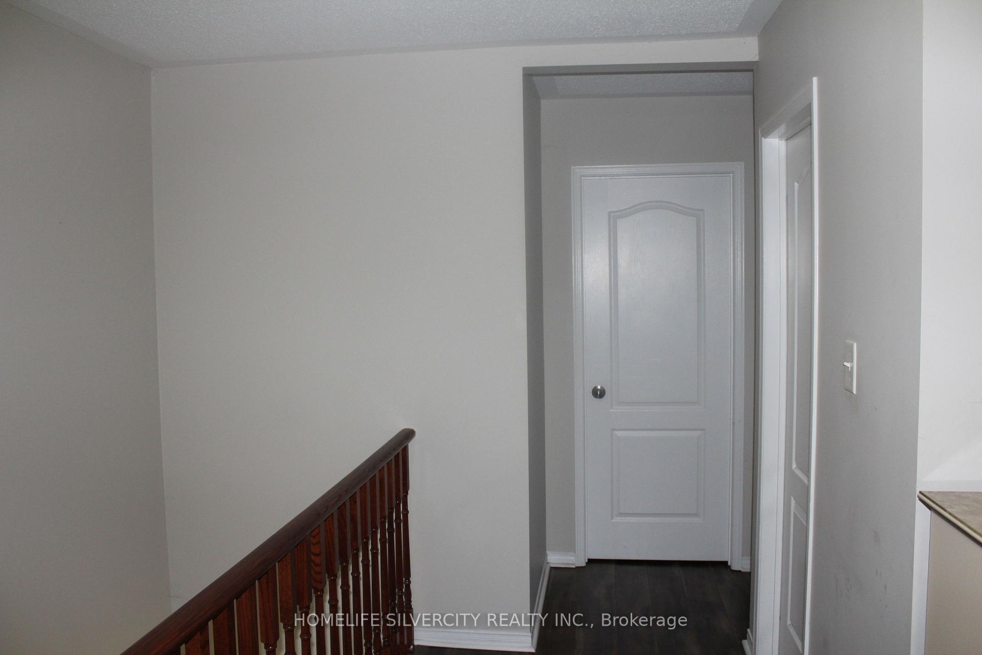 Photo 22 of 92 Tomabrook Crescent, Brampton, Sandringham-Wellington — HOMEH