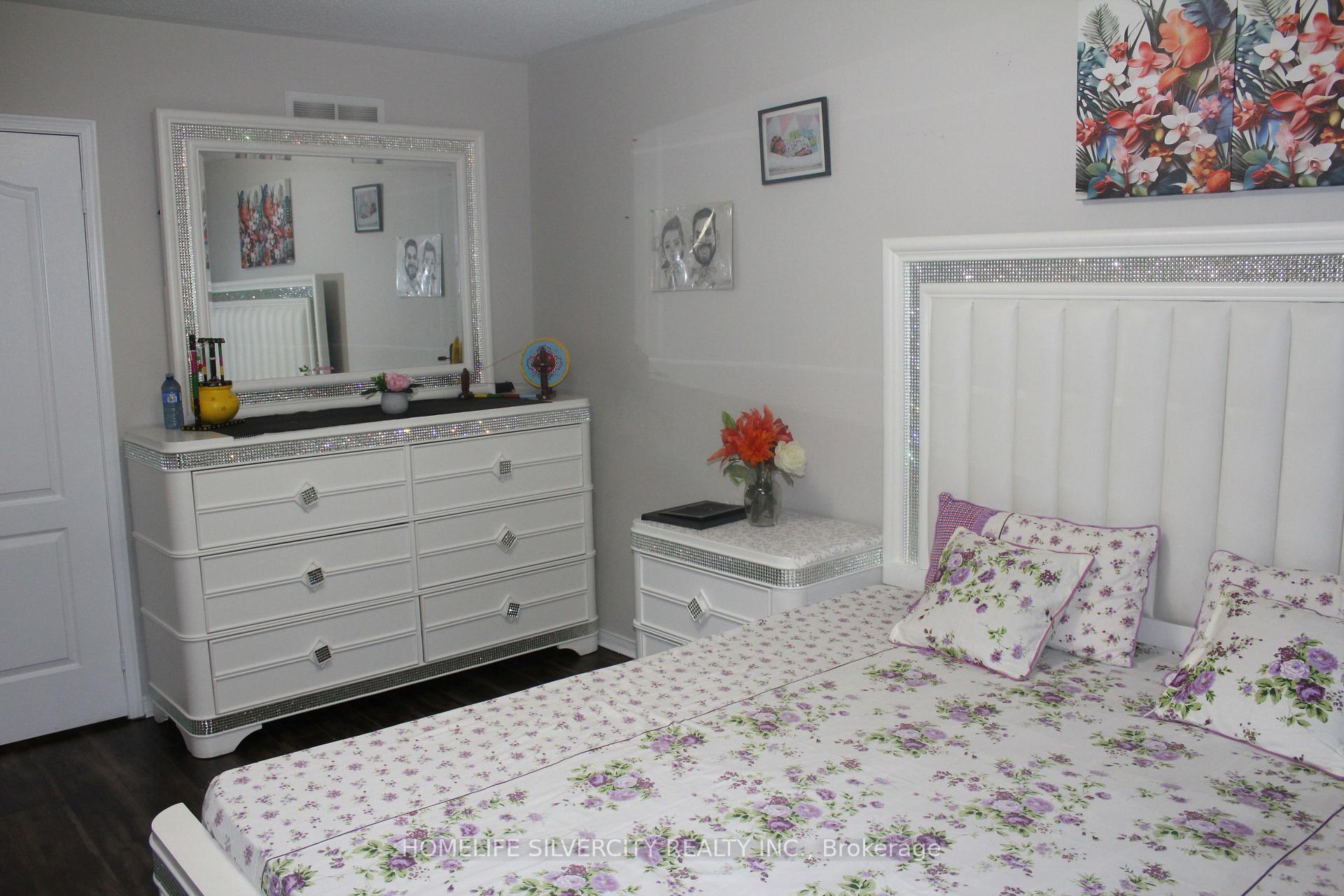 Photo 25 of 92 Tomabrook Crescent, Brampton, Sandringham-Wellington — HOMEH