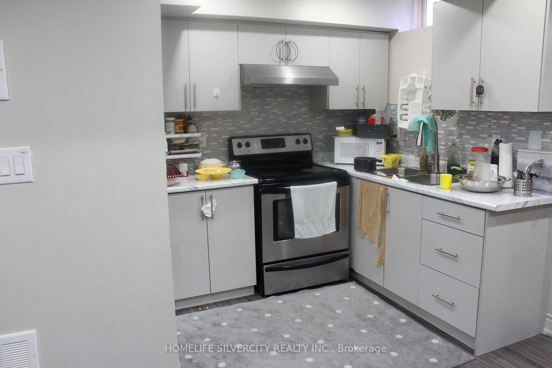 Photo 40 of 92 Tomabrook Crescent, Brampton, Sandringham-Wellington — HOMEH