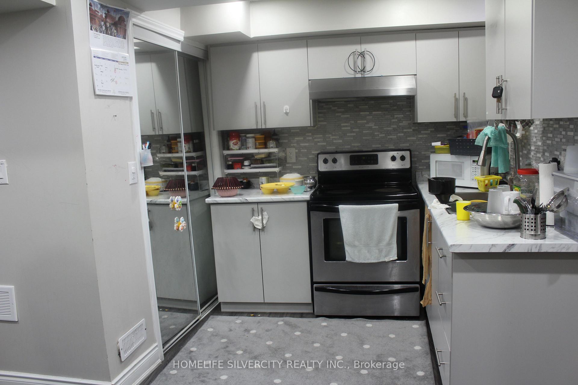 Photo 41 of 92 Tomabrook Crescent, Brampton, Sandringham-Wellington — HOMEH