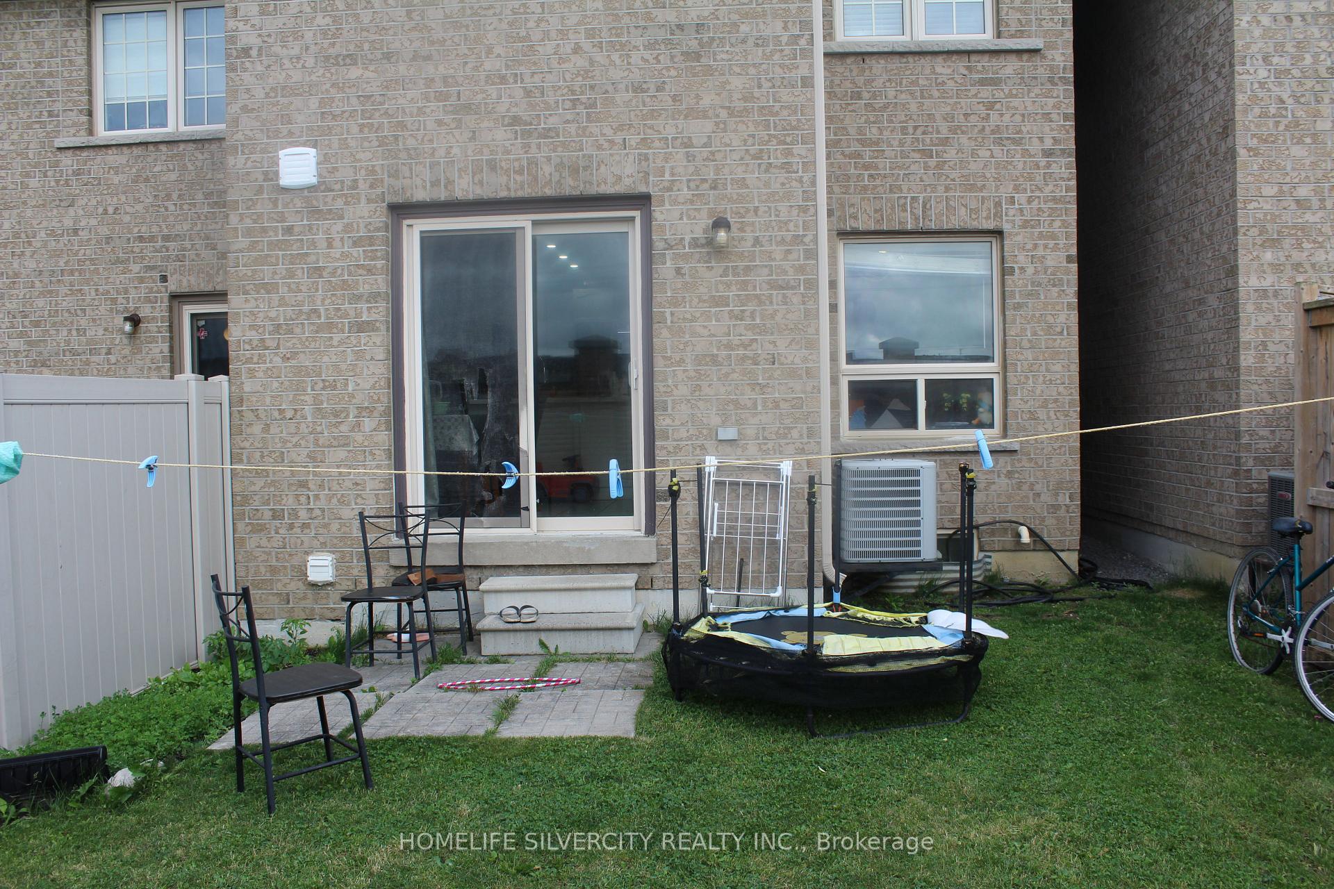 Photo 49 of 92 Tomabrook Crescent, Brampton, Sandringham-Wellington — HOMEH