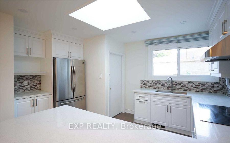 Photo 7 of 218 Ashlar Road, Richmond Hill, Crosby — HOMEH