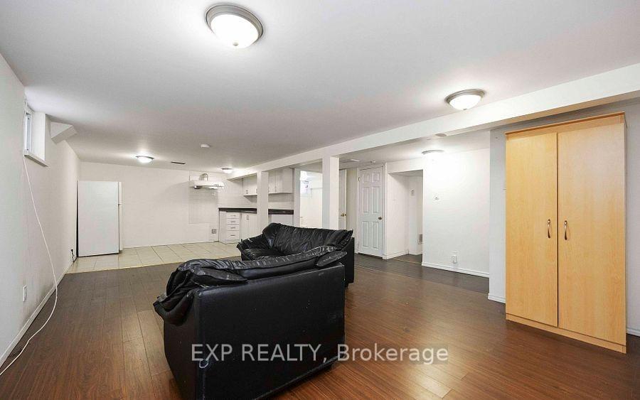 Photo 16 of 218 Ashlar Road, Richmond Hill, Crosby — HOMEH