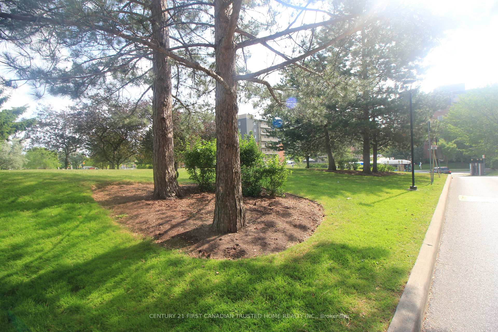 Photo 3 of Unit 301, 1105 Jalna Boulevard, London, South X — HOMEH