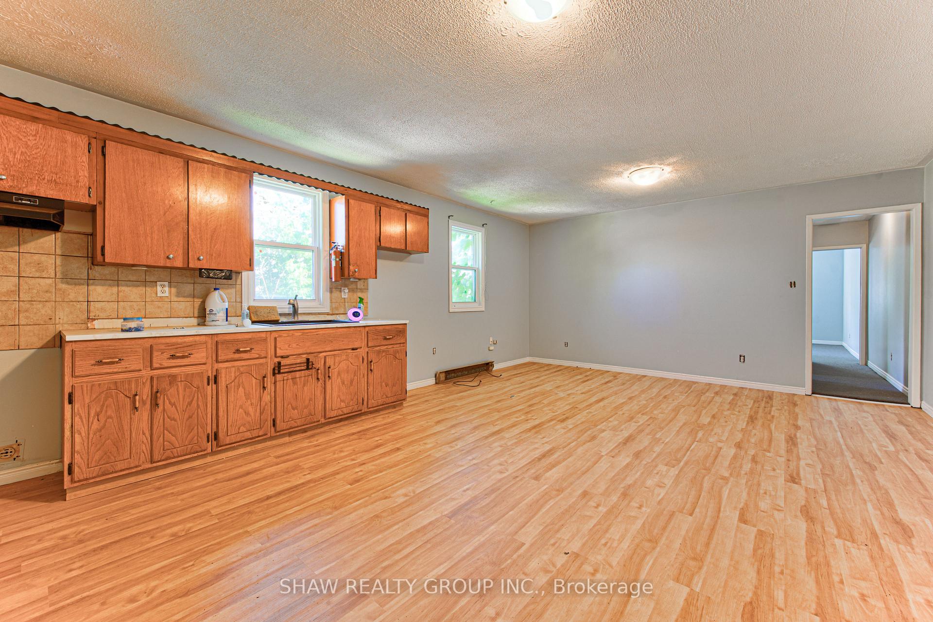 Photo 23 of 819 Duke Street, Cambridge, Preston South — HOMEH
