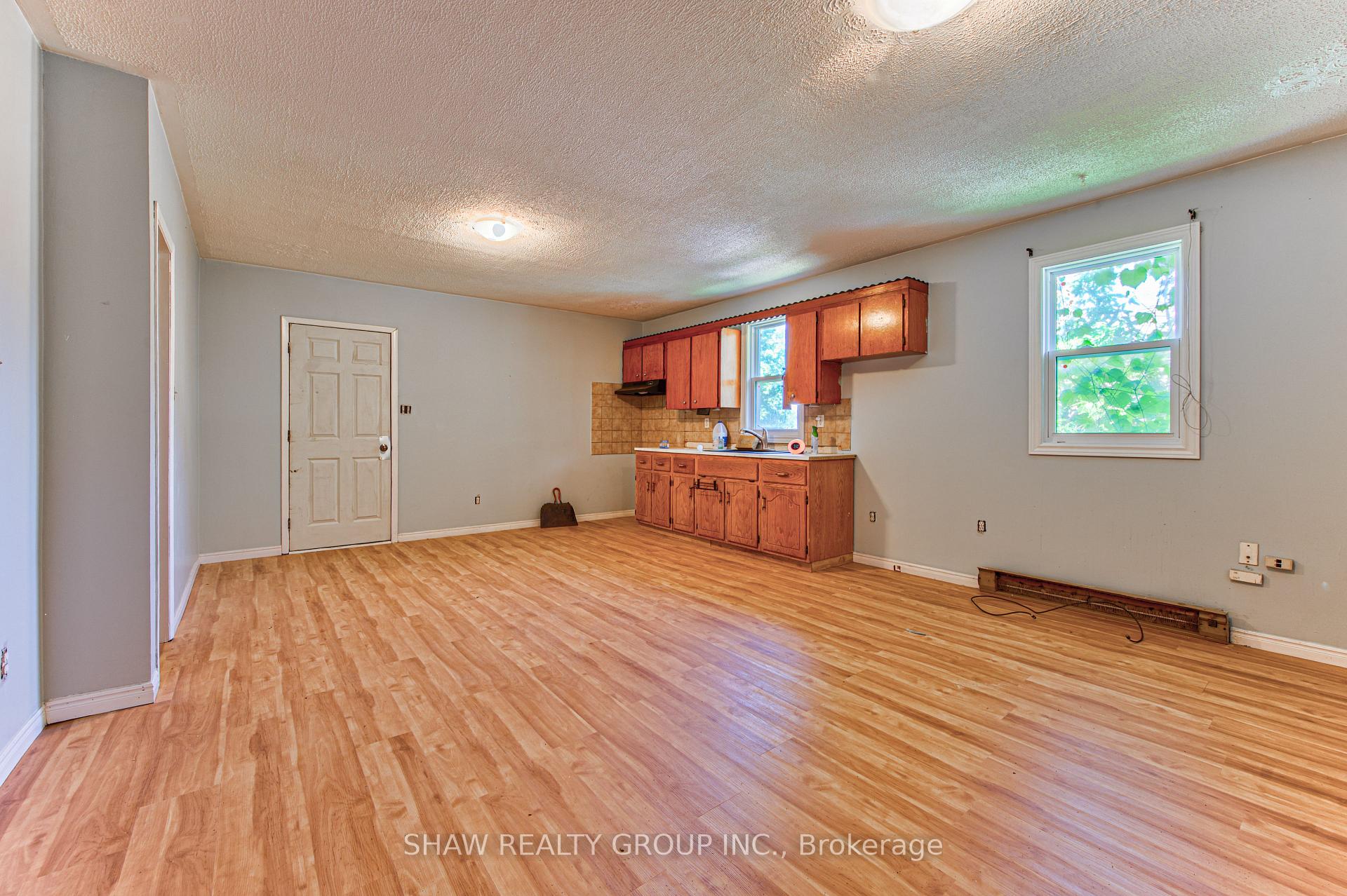 Photo 25 of 819 Duke Street, Cambridge, Preston South — HOMEH
