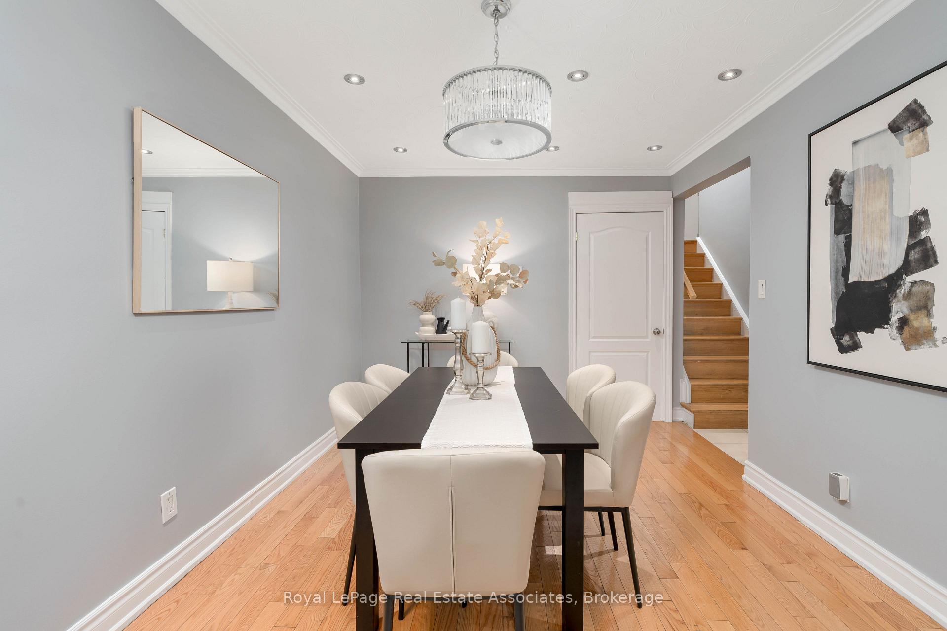 Photo 10 of 12 Anchor Drive, North York, Glenfield-Jane Heights — HOMEH