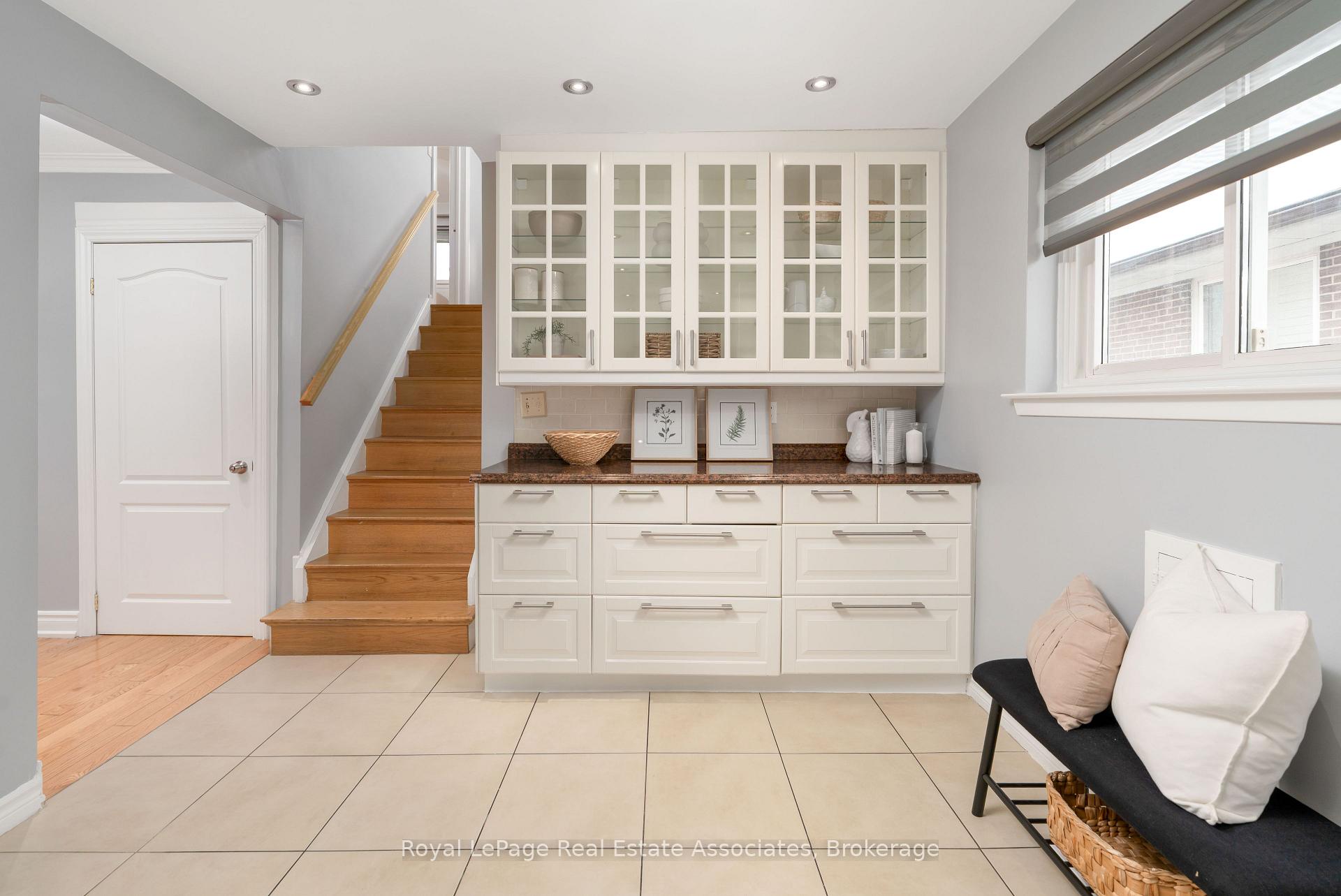 Photo 17 of 12 Anchor Drive, North York, Glenfield-Jane Heights — HOMEH