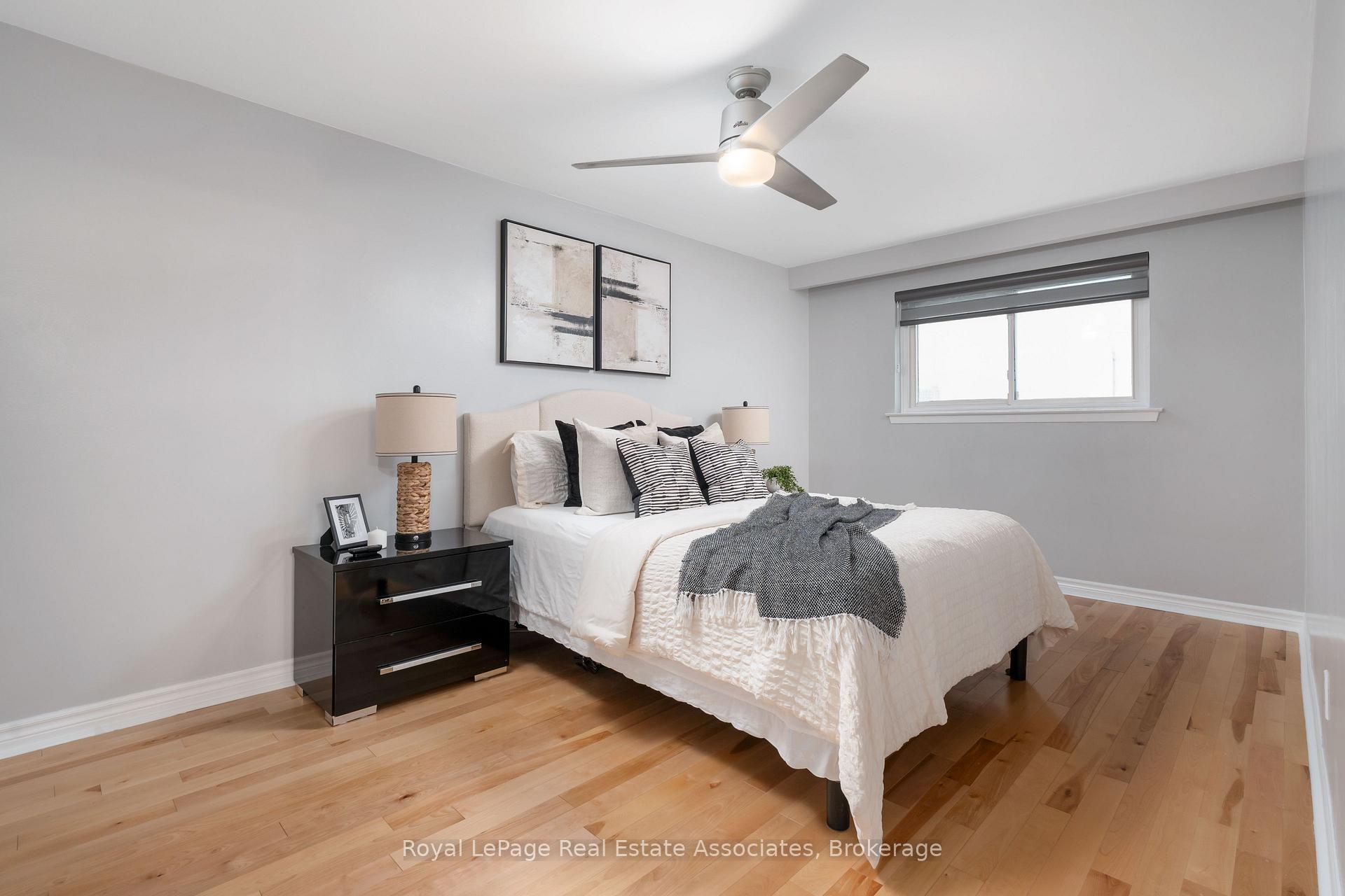 Photo 18 of 12 Anchor Drive, North York, Glenfield-Jane Heights — HOMEH