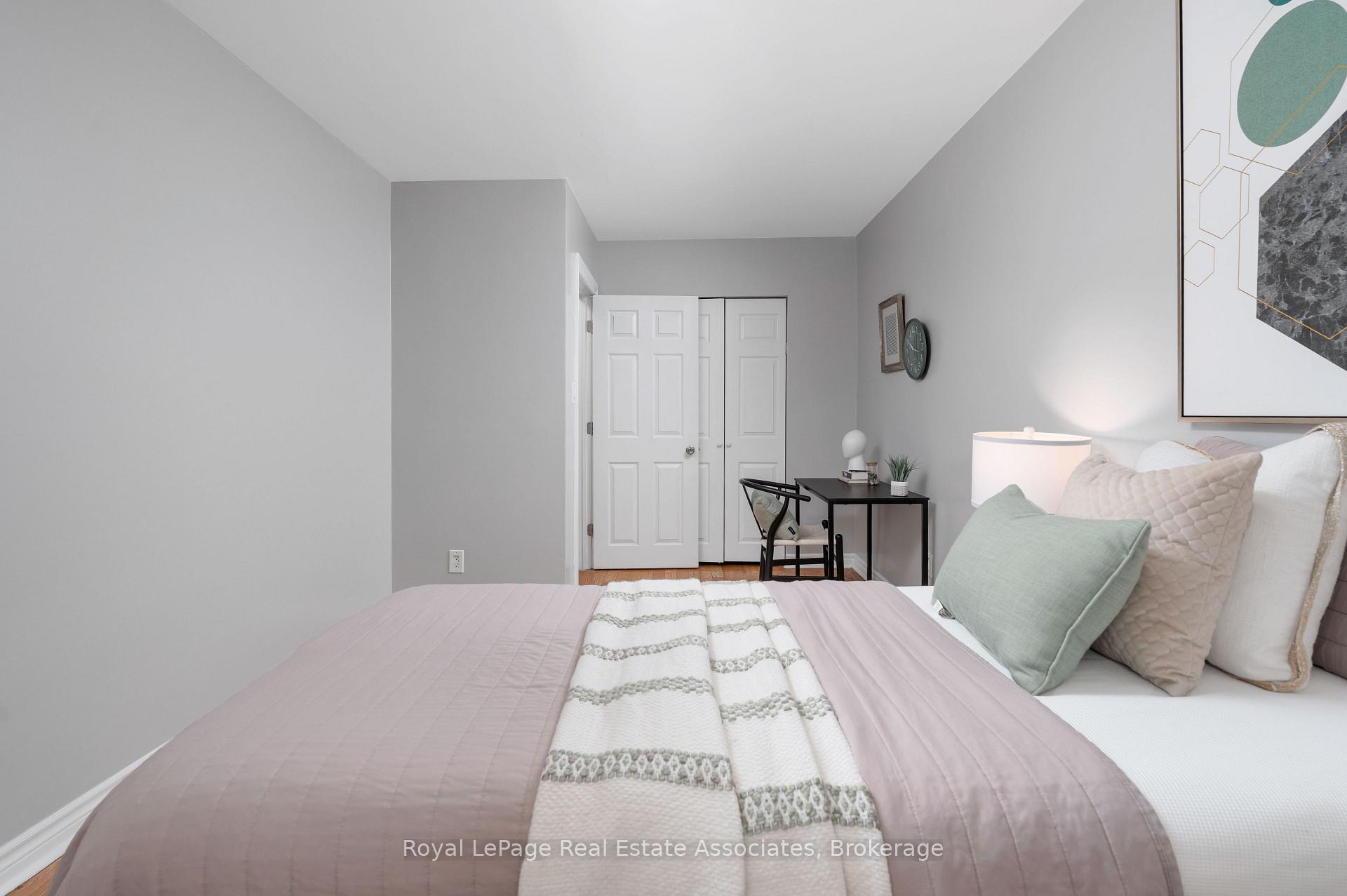 Photo 24 of 12 Anchor Drive, North York, Glenfield-Jane Heights — HOMEH