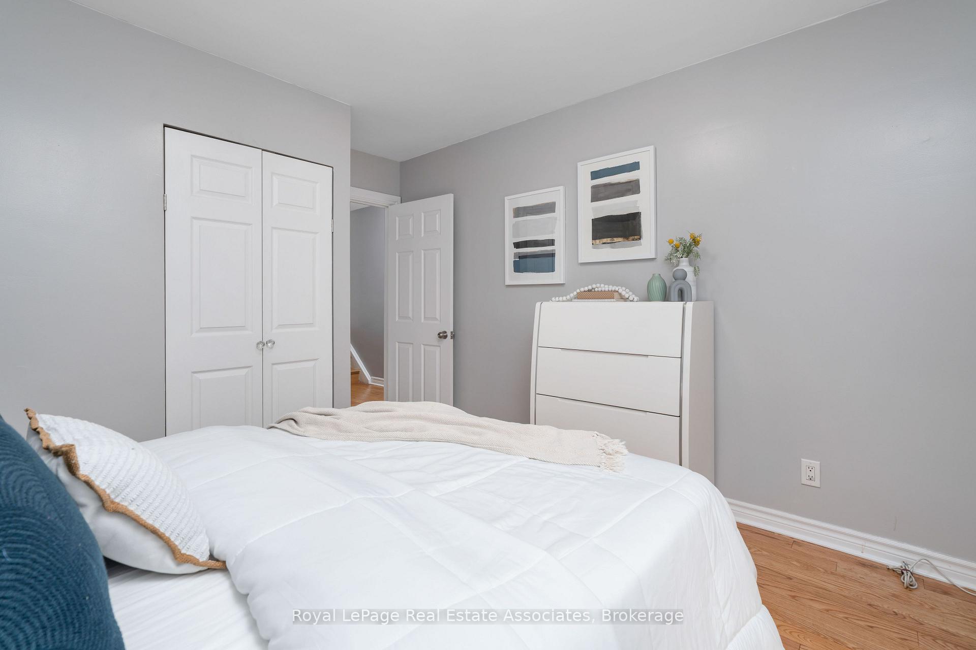 Photo 26 of 12 Anchor Drive, North York, Glenfield-Jane Heights — HOMEH