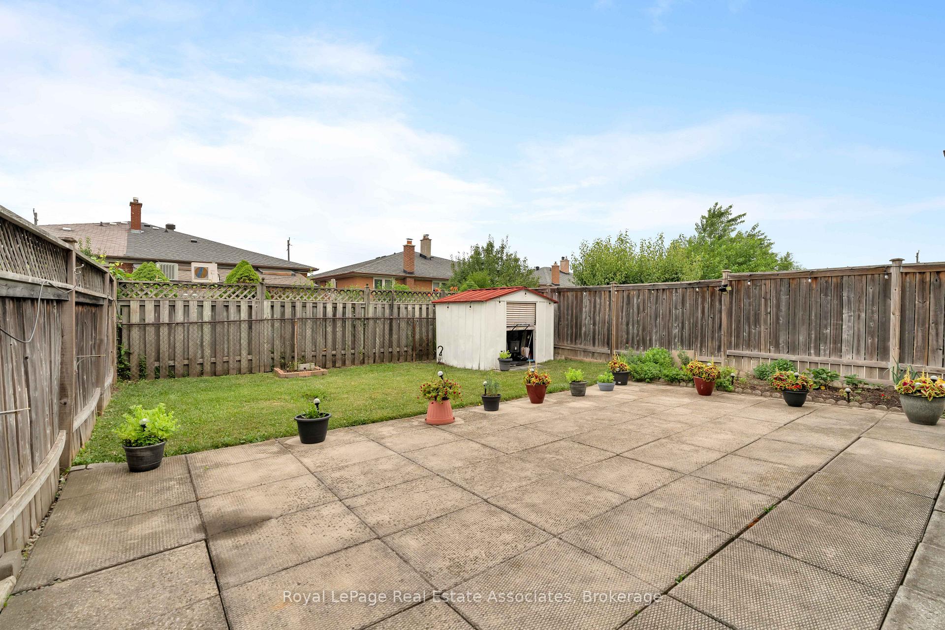 Photo 39 of 12 Anchor Drive, North York, Glenfield-Jane Heights — HOMEH
