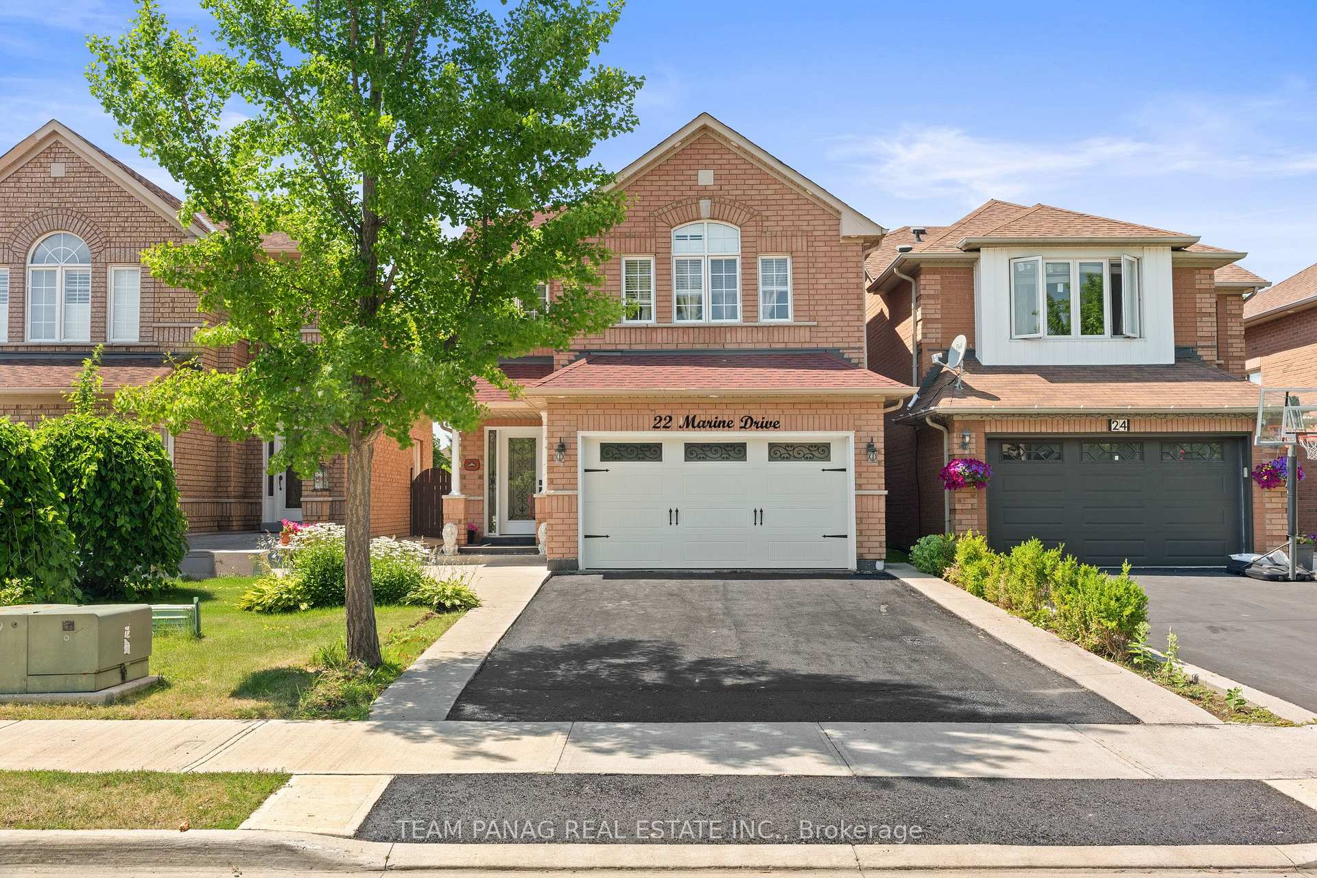 Photo 2 of 22 Marine Drive, Brampton, Sandringham-Wellington — HOMEH