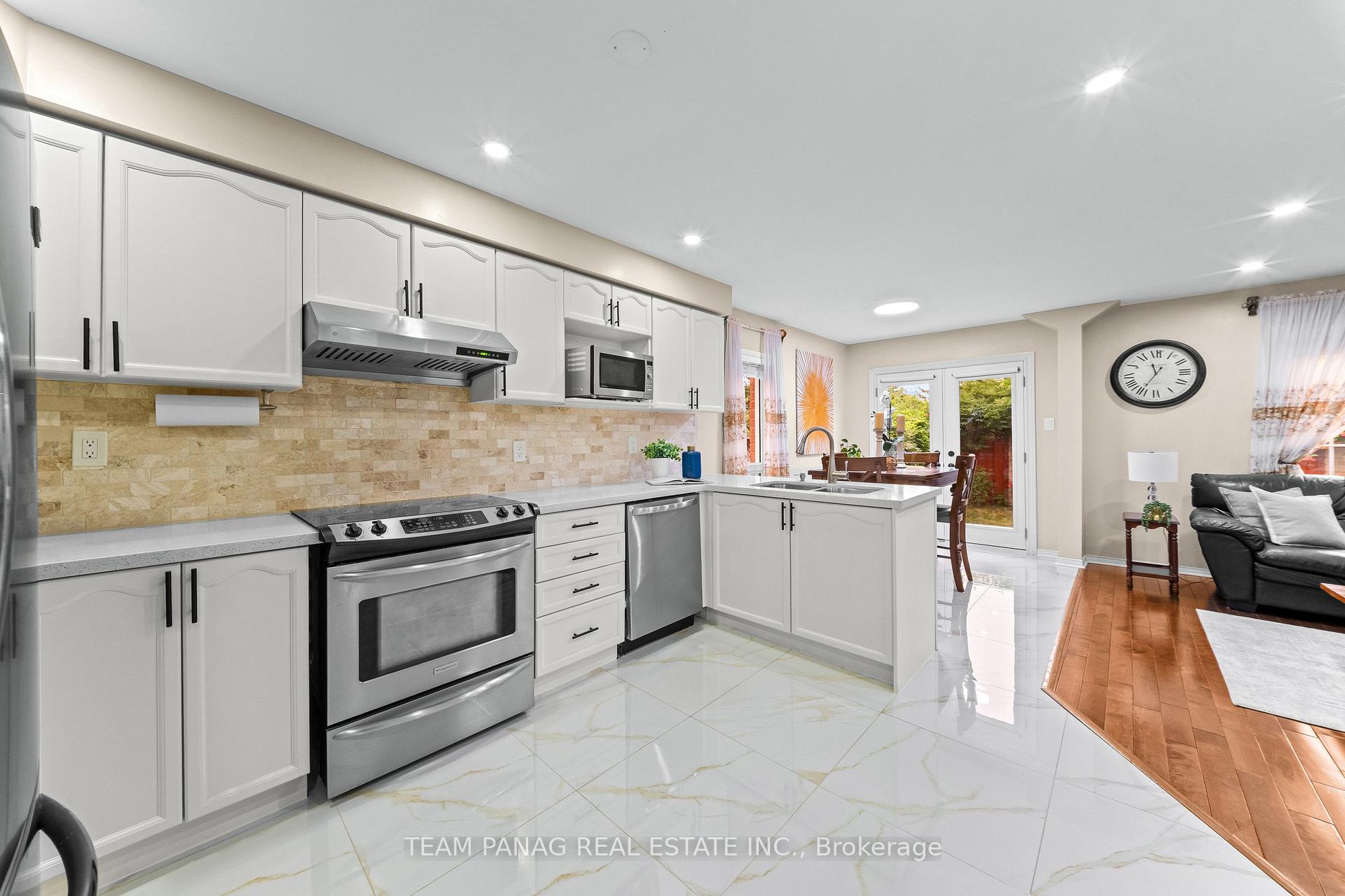 Photo 14 of 22 Marine Drive, Brampton, Sandringham-Wellington — HOMEH