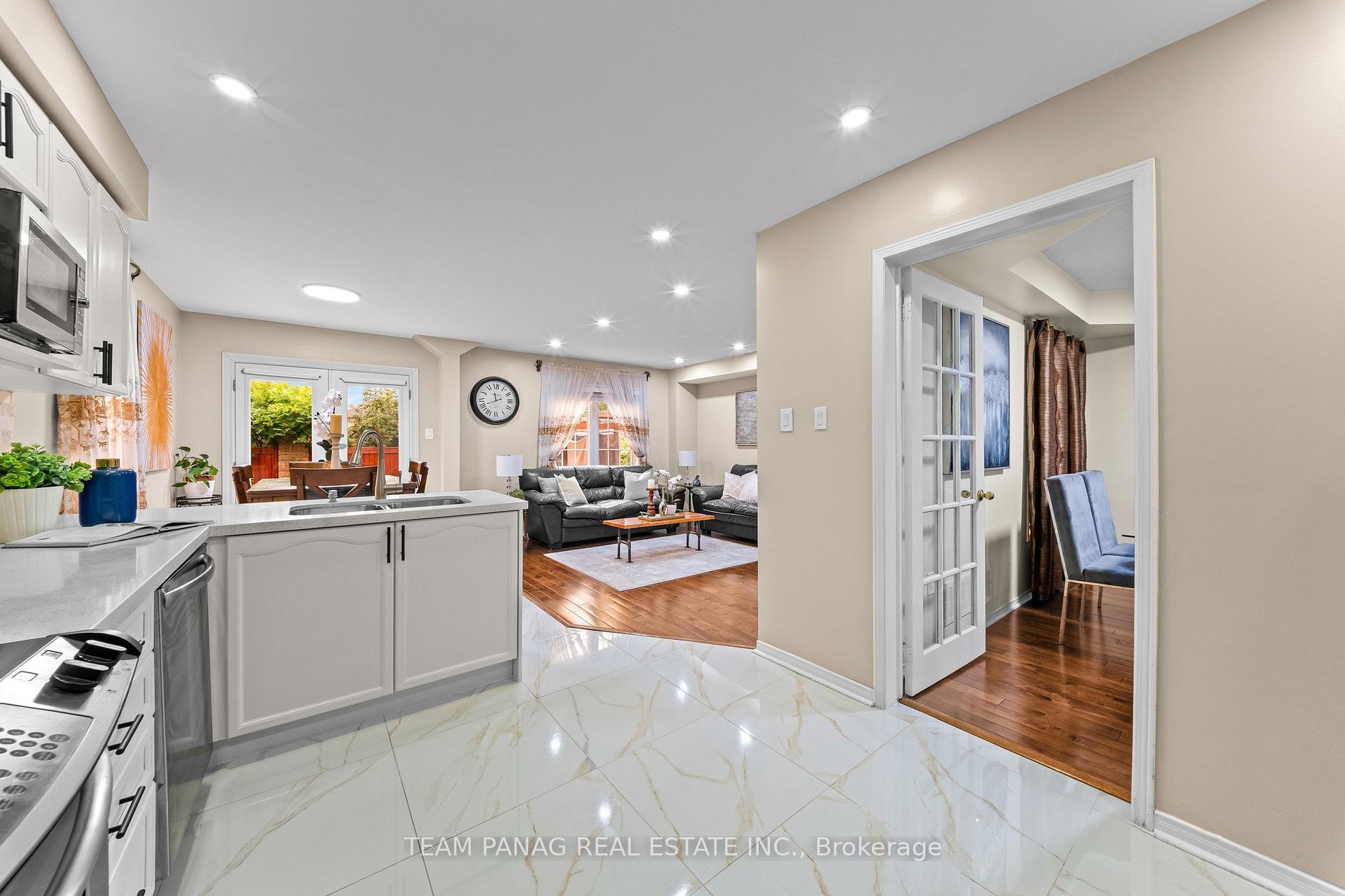 Photo 18 of 22 Marine Drive, Brampton, Sandringham-Wellington — HOMEH