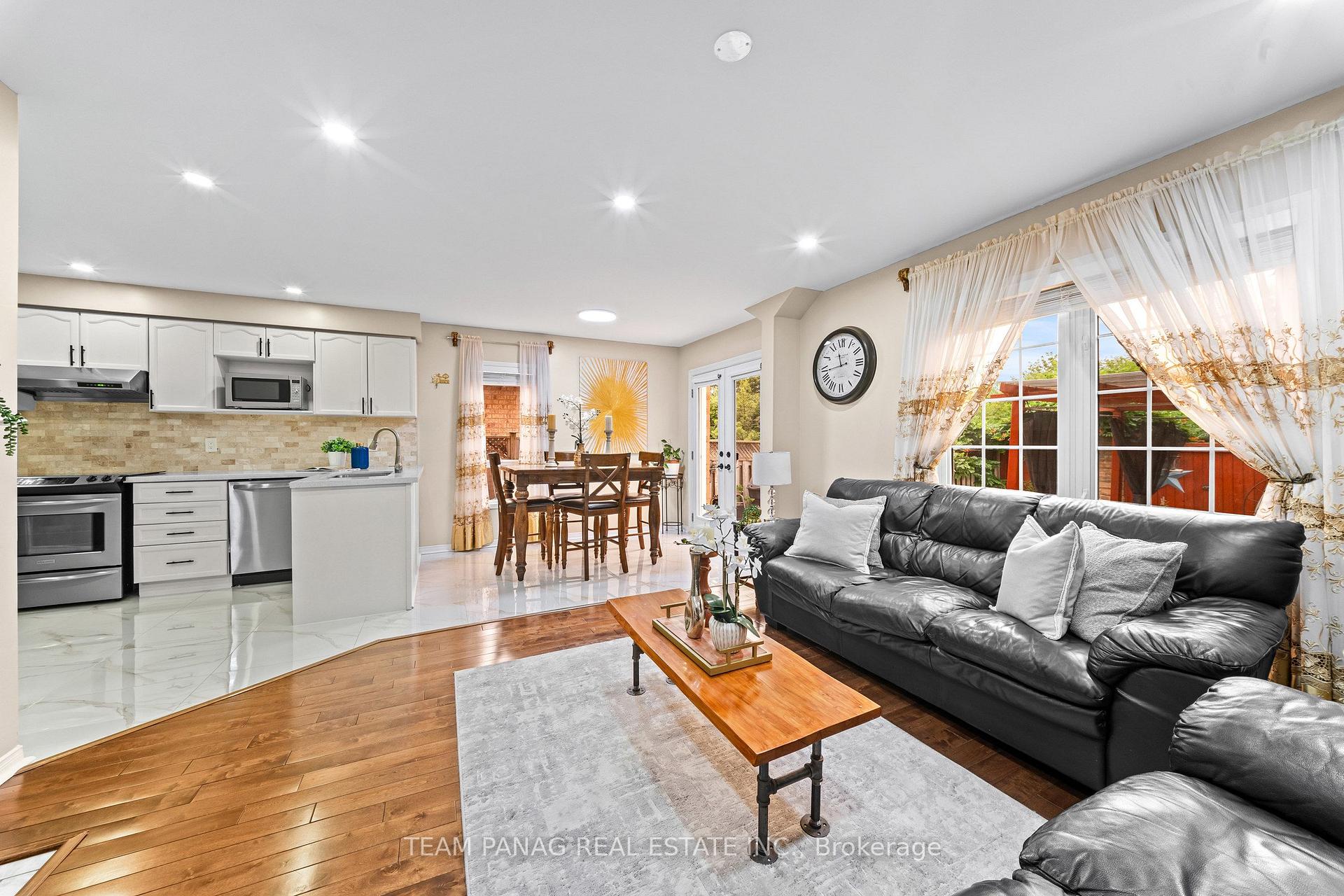Photo 21 of 22 Marine Drive, Brampton, Sandringham-Wellington — HOMEH