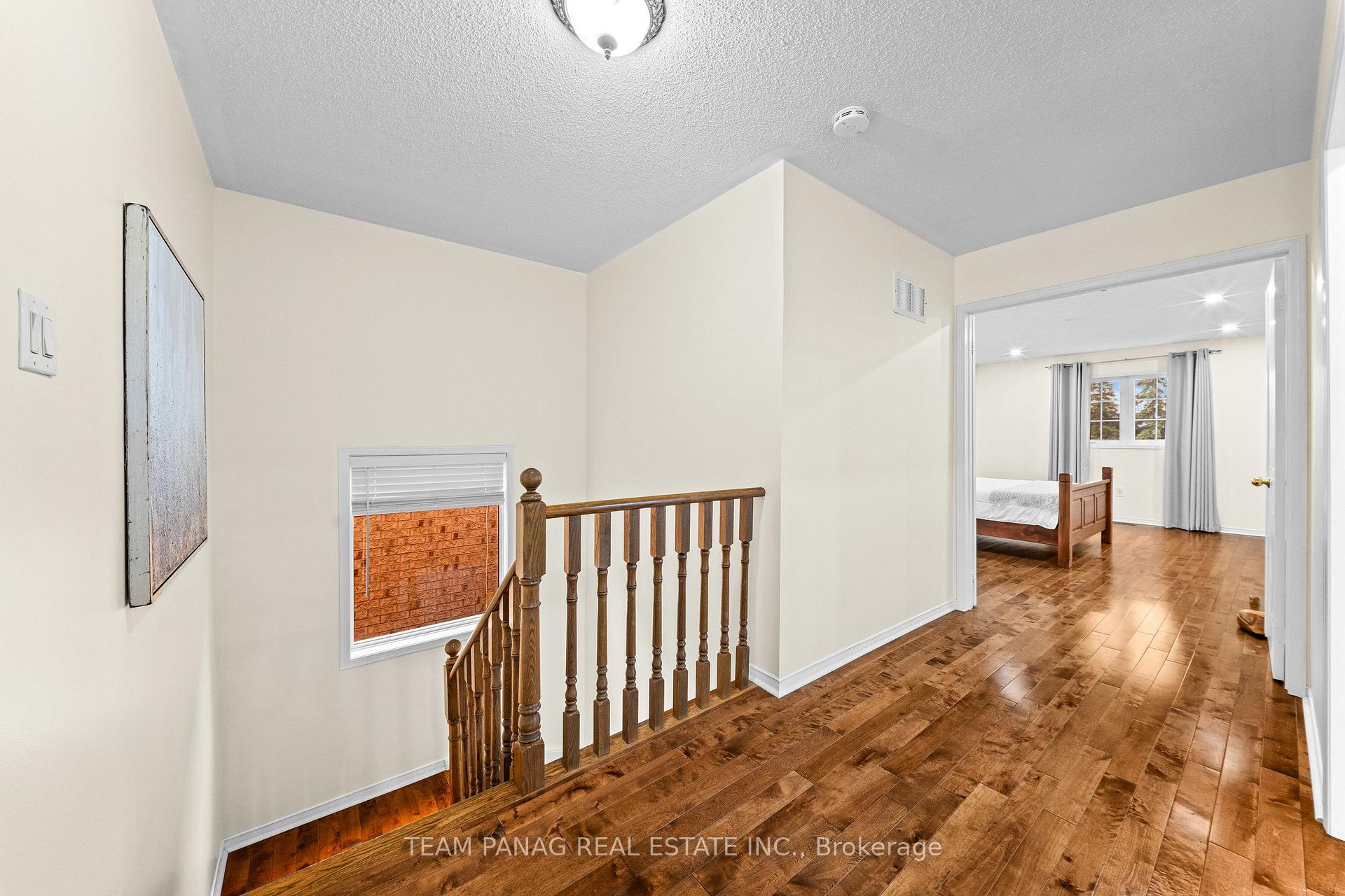 Photo 24 of 22 Marine Drive, Brampton, Sandringham-Wellington — HOMEH