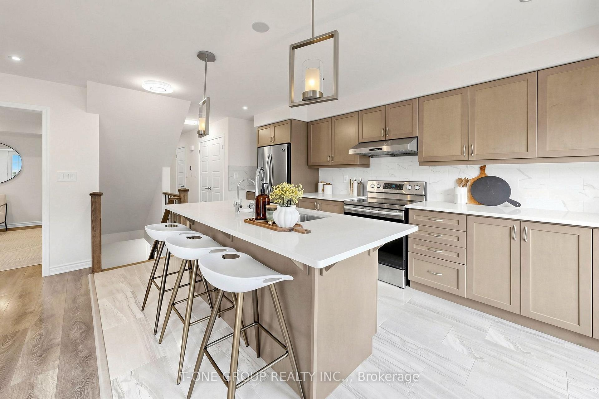 Photo 13 of 54 Casely Avenue, Richmond Hill, Rural Richmond Hill — HOMEH