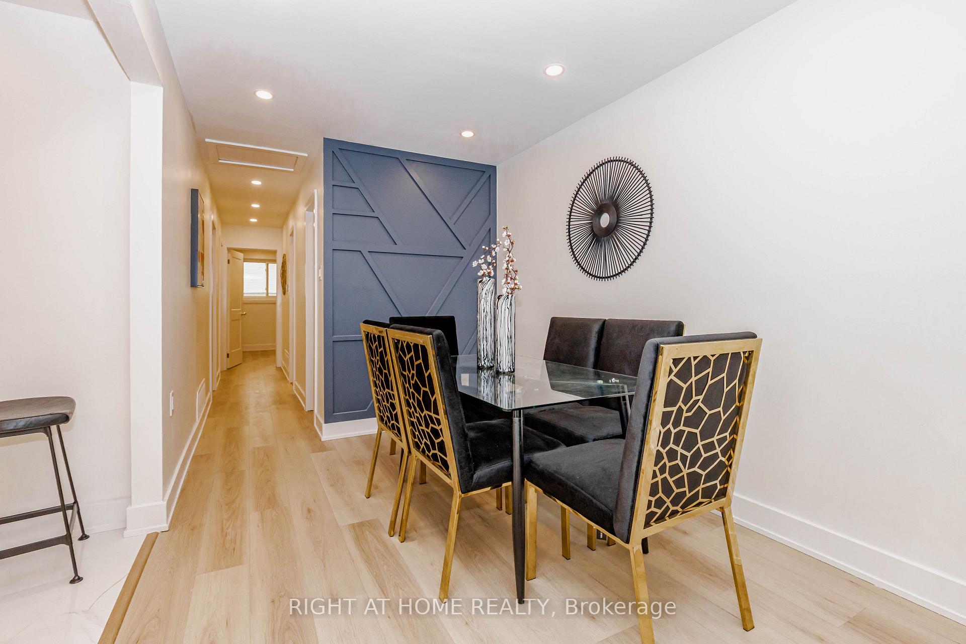 Photo 12 of 7650 Priory Crescent, Mississauga, Malton — HOMEH