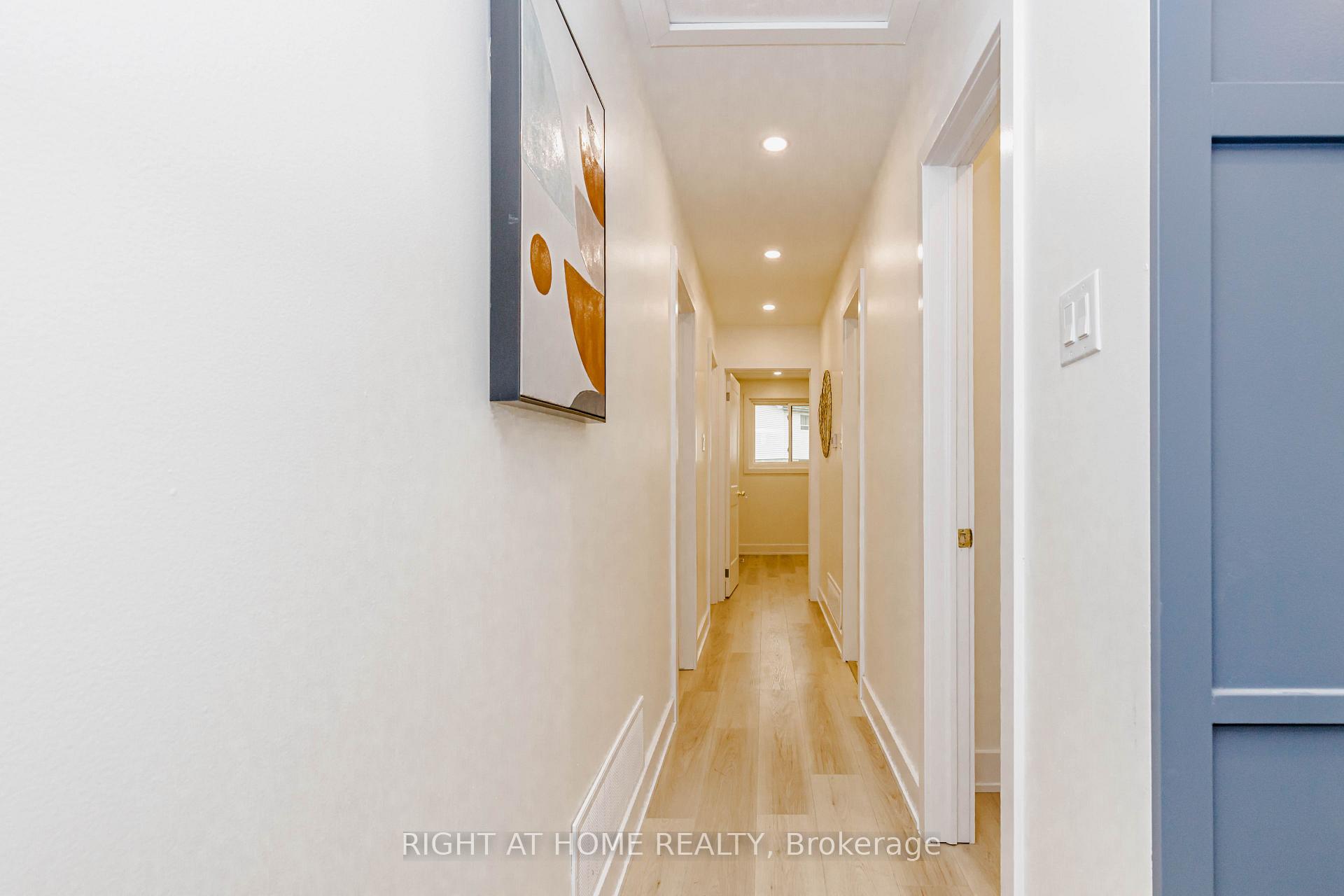 Photo 20 of 7650 Priory Crescent, Mississauga, Malton — HOMEH