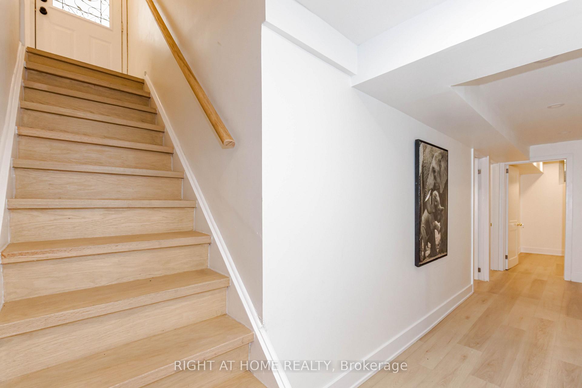 Photo 31 of 7650 Priory Crescent, Mississauga, Malton — HOMEH