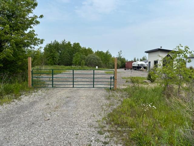 Photo 2 of 655 Pleasant Beach Road, Port Colborne, Sherkston — HOMEH