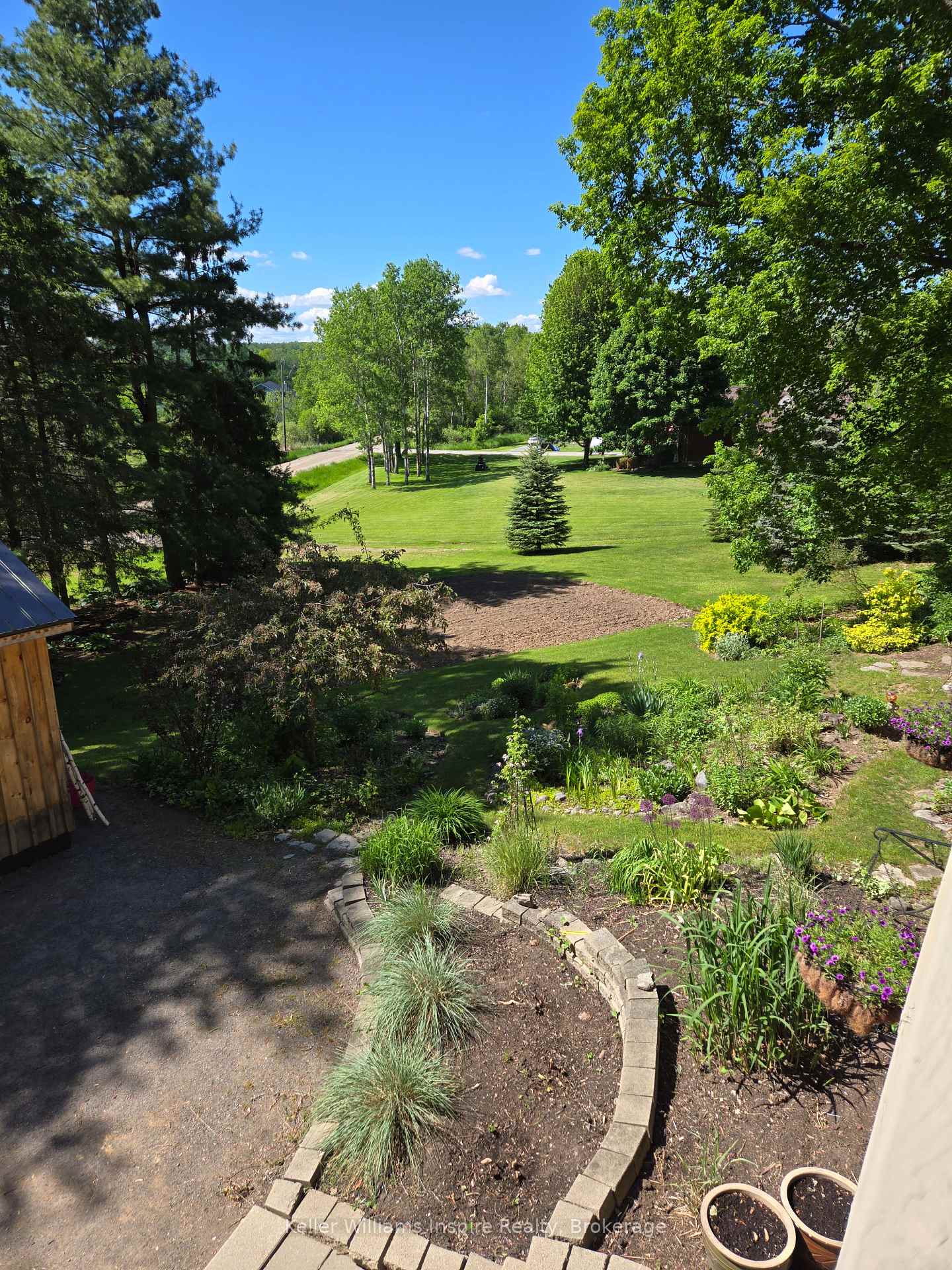 Photo 3 of 130 Smith Road, Belleville, Thurlow Ward — HOMEH