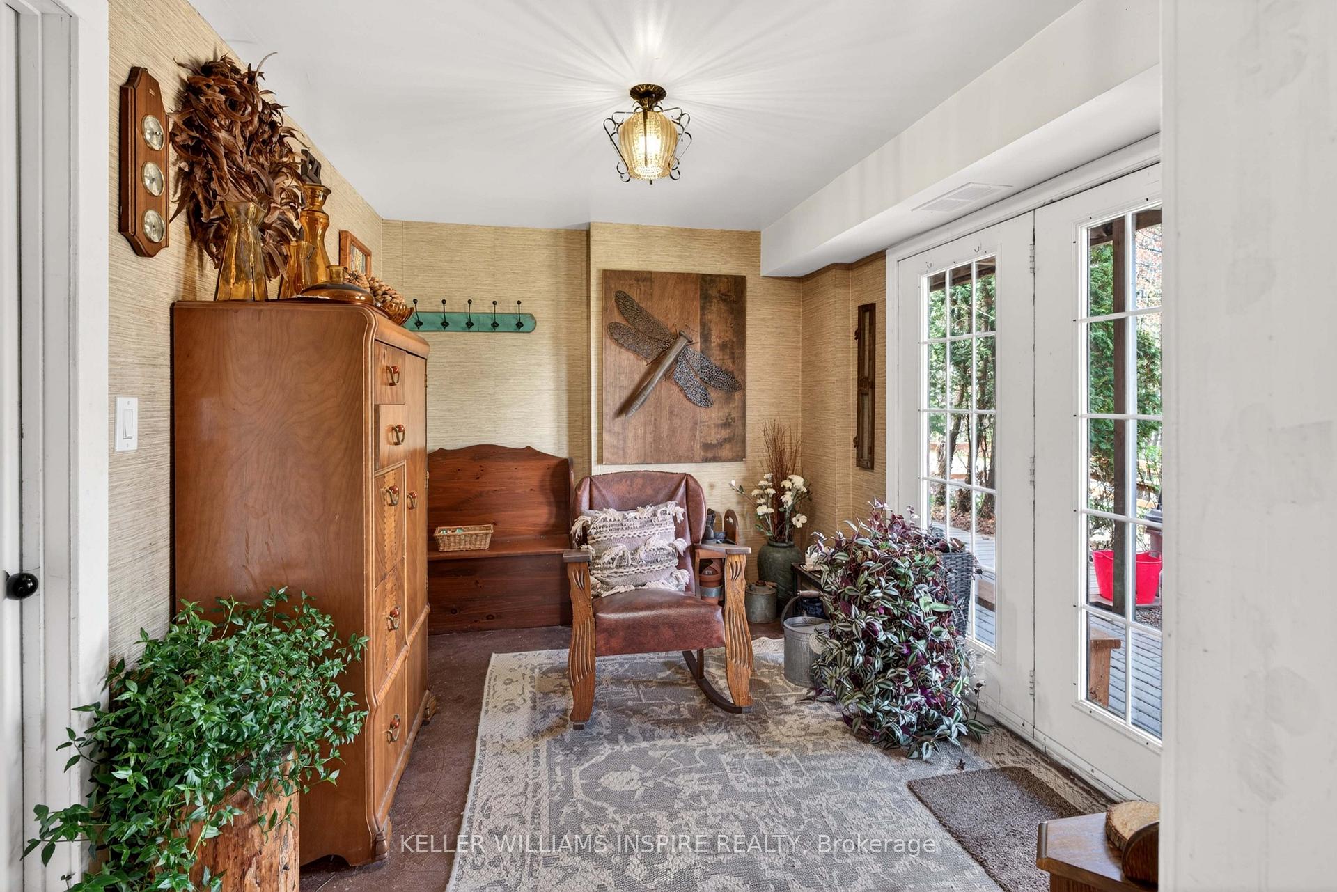 Photo 17 of 130 Smith Road, Belleville, Thurlow Ward — HOMEH