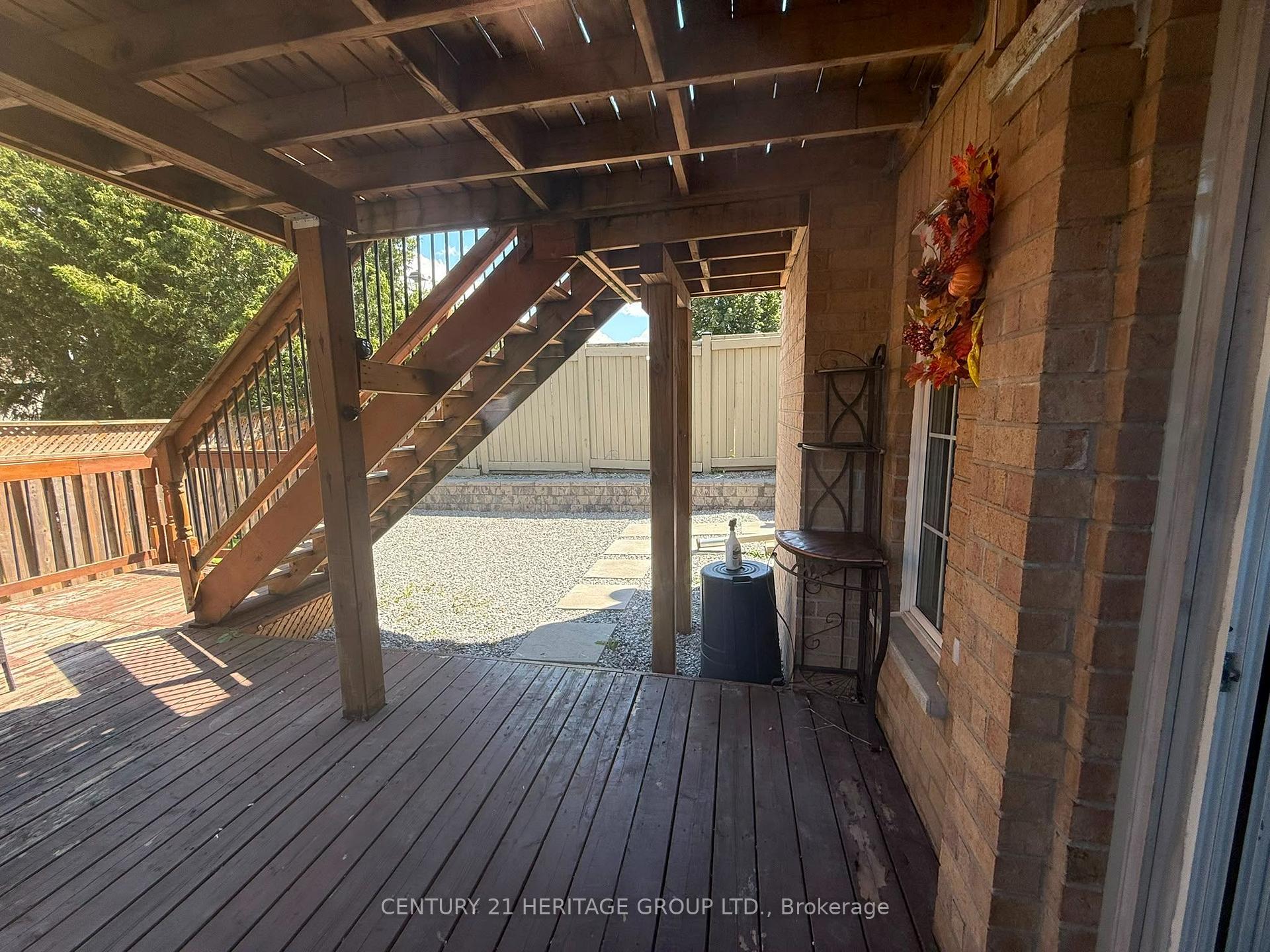 Photo 11 of 109 Bonshaw Avenue, Newmarket, Woodland Hill — HOMEH