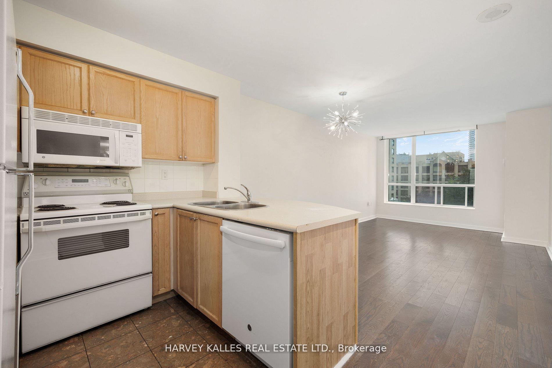 Photo 10 of Unit 512, 109 Front Street E, Toronto, Moss Park — HOMEH
