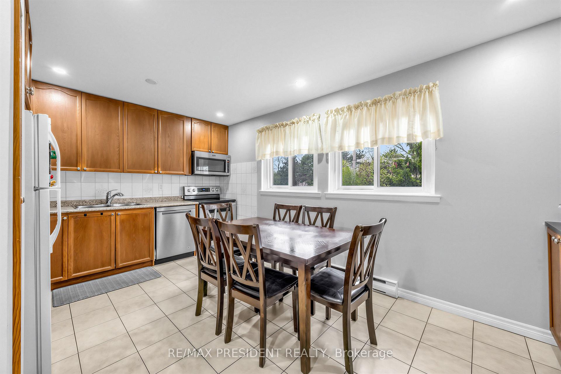 Photo 5 of Unit 20, 120 Murison Boulevard, Scarborough, Malvern — HOMEH