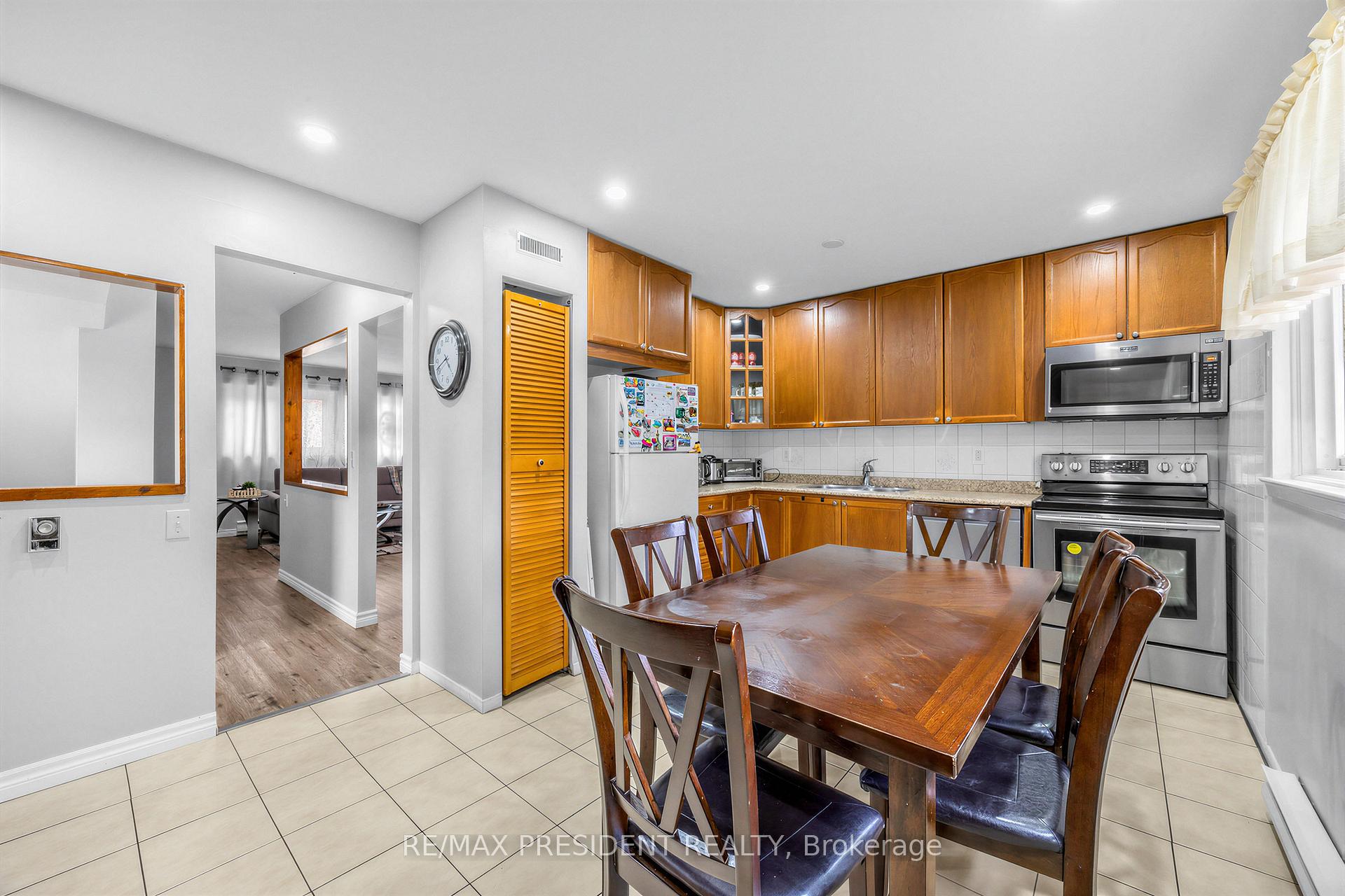 Photo 6 of Unit 20, 120 Murison Boulevard, Scarborough, Malvern — HOMEH