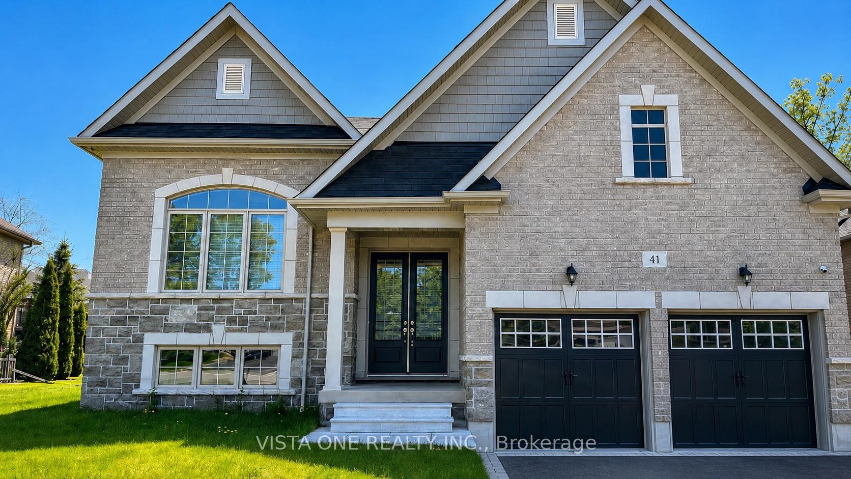 Front of 41 Fawndale Crescent