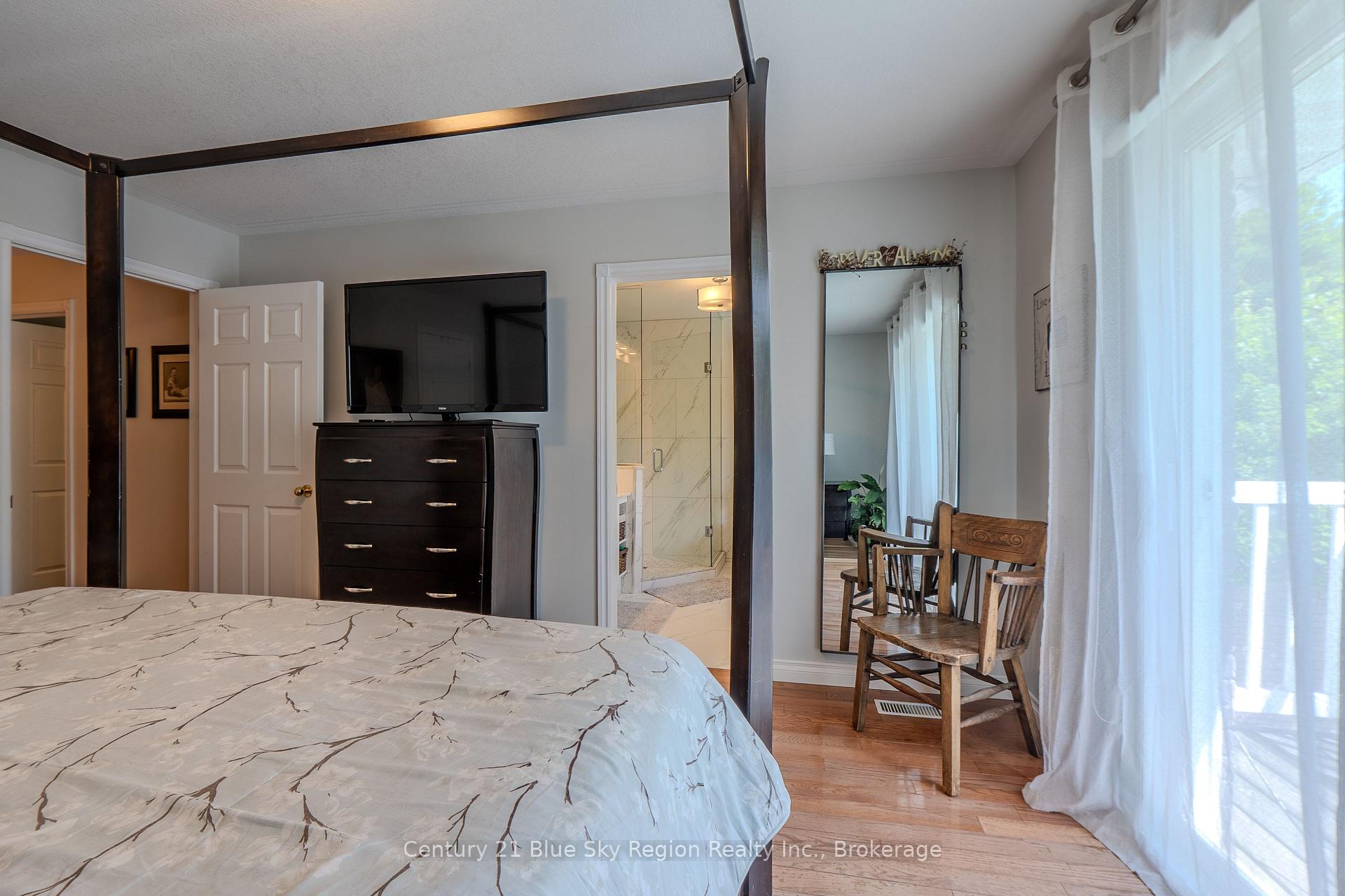Photo 29 of 77 Janey Avenue, North Bay, Airport — HOMEH