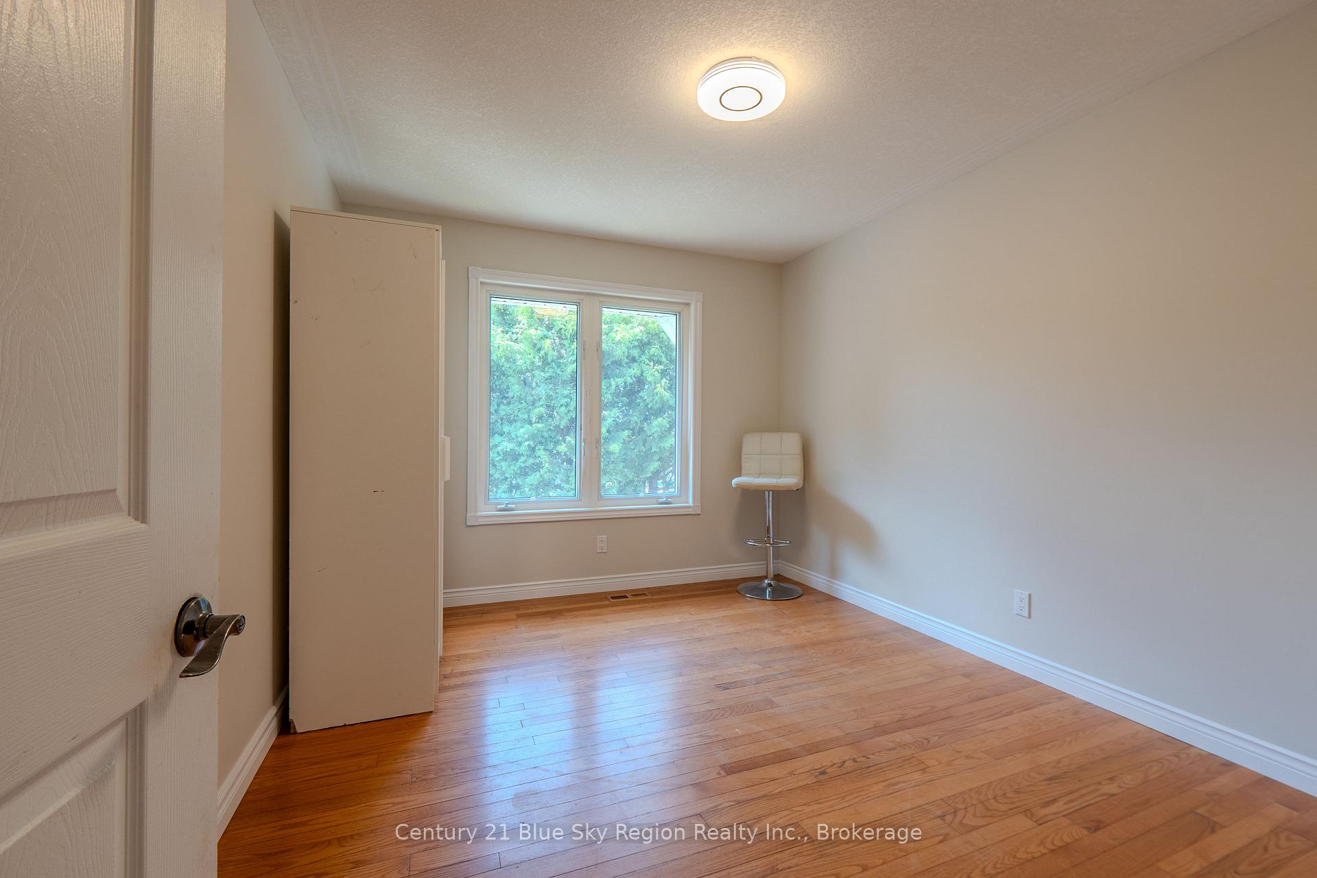Photo 36 of 77 Janey Avenue, North Bay, Airport — HOMEH