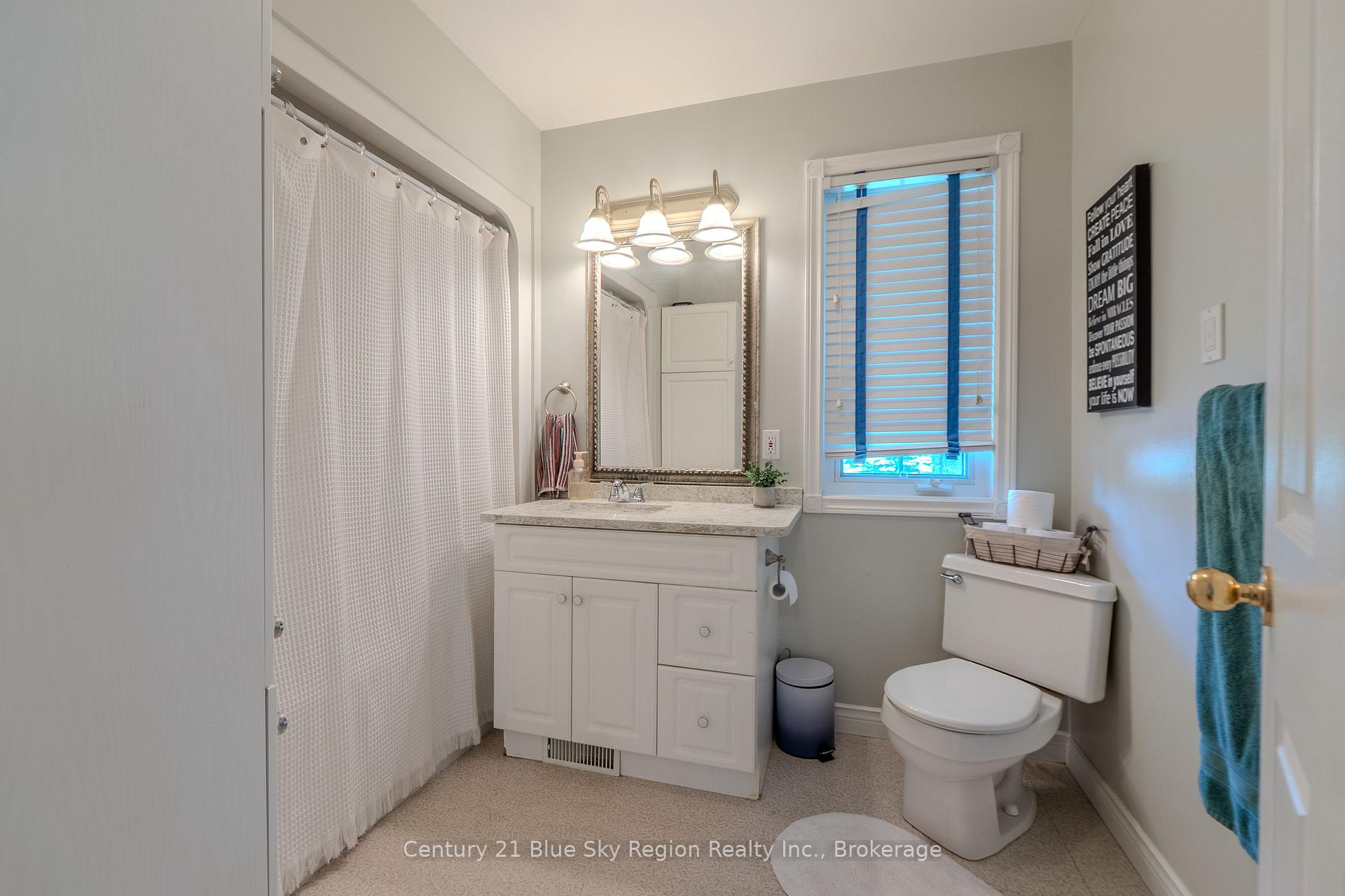 Photo 37 of 77 Janey Avenue, North Bay, Airport — HOMEH
