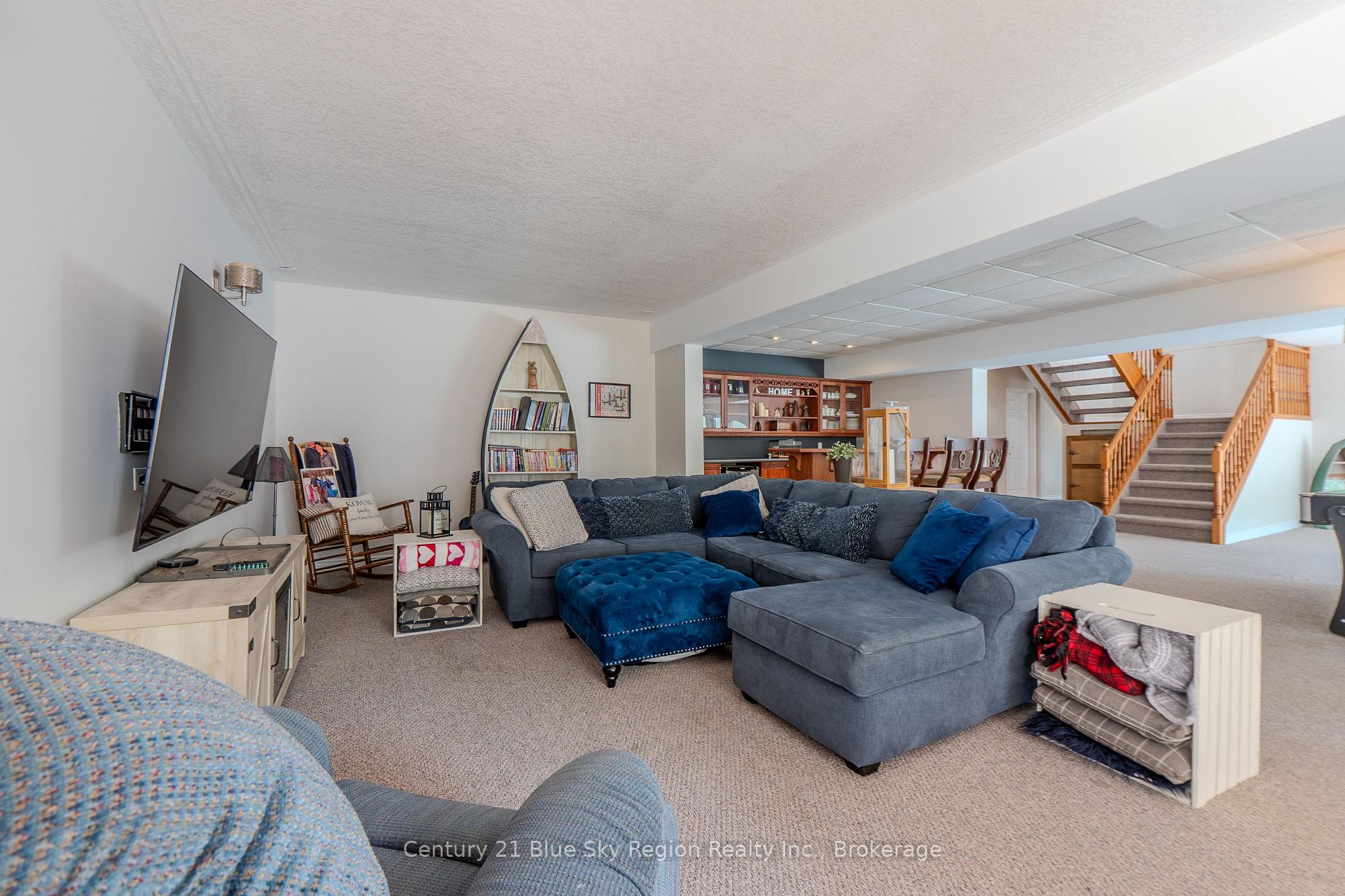 Photo 42 of 77 Janey Avenue, North Bay, Airport — HOMEH