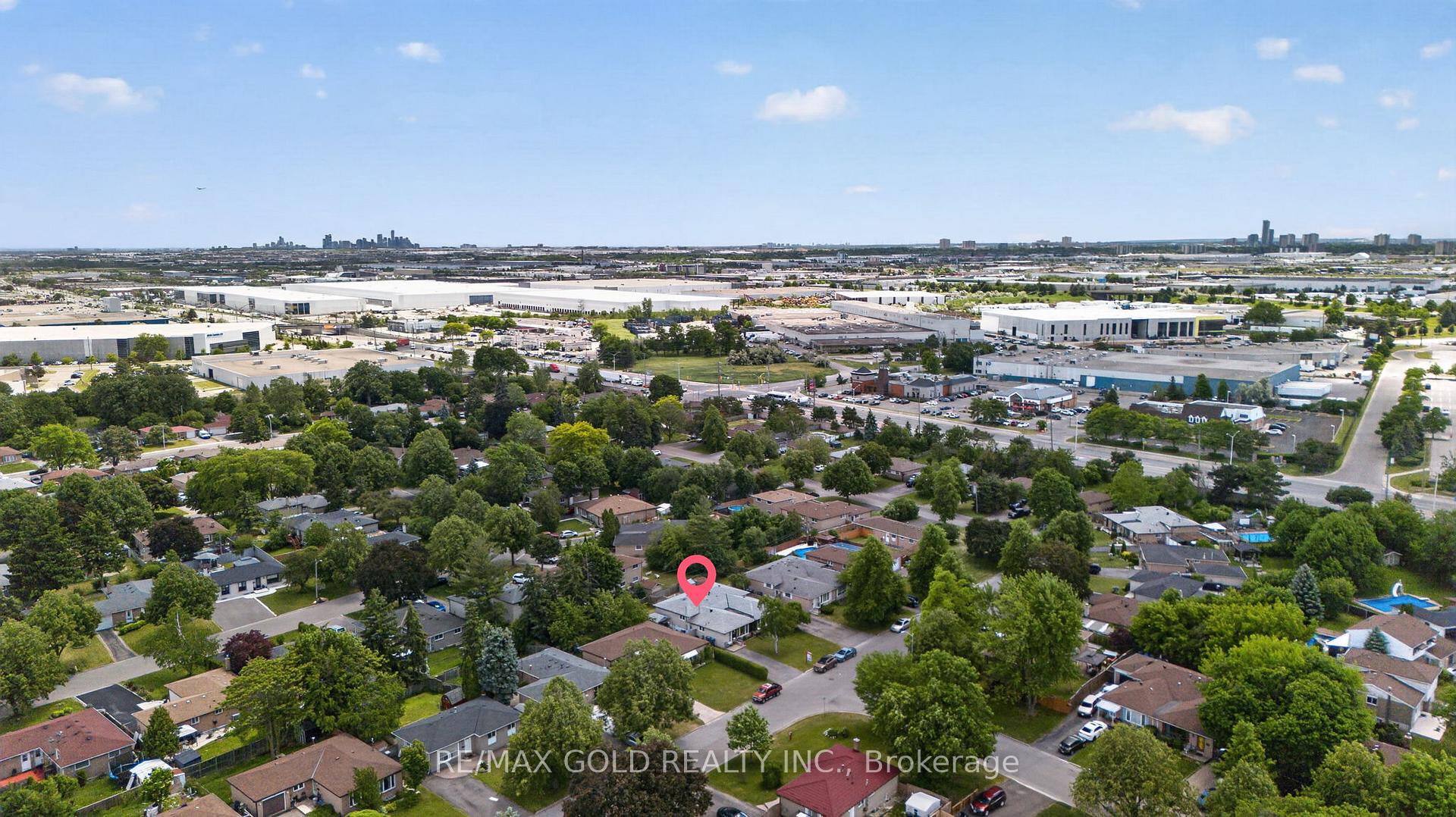 Photo 50 of 36 Belmont Drive, Brampton, Avondale — HOMEH